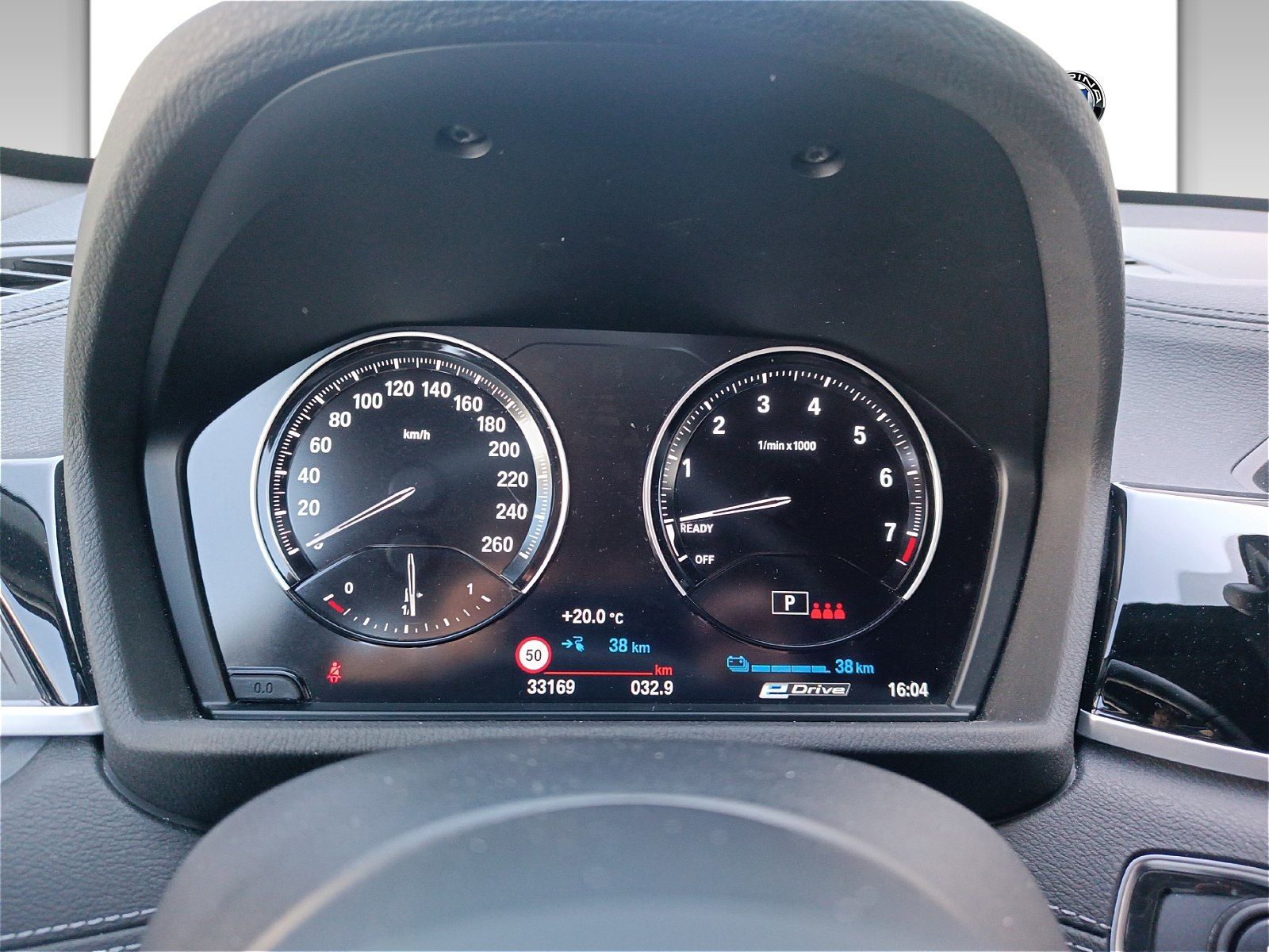 BMW X1 xDrive25e M Sportpaket - Samsaru's Car Outlet
