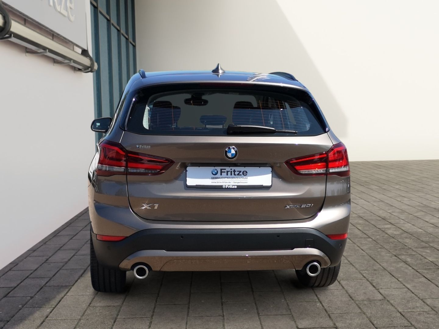 BMW X1 xDrive 20i Advantage - Samsaru's Car Outlet
