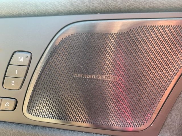 Volvo XC60 B4 AWD Inscription Abstandstempomat AHK Goo