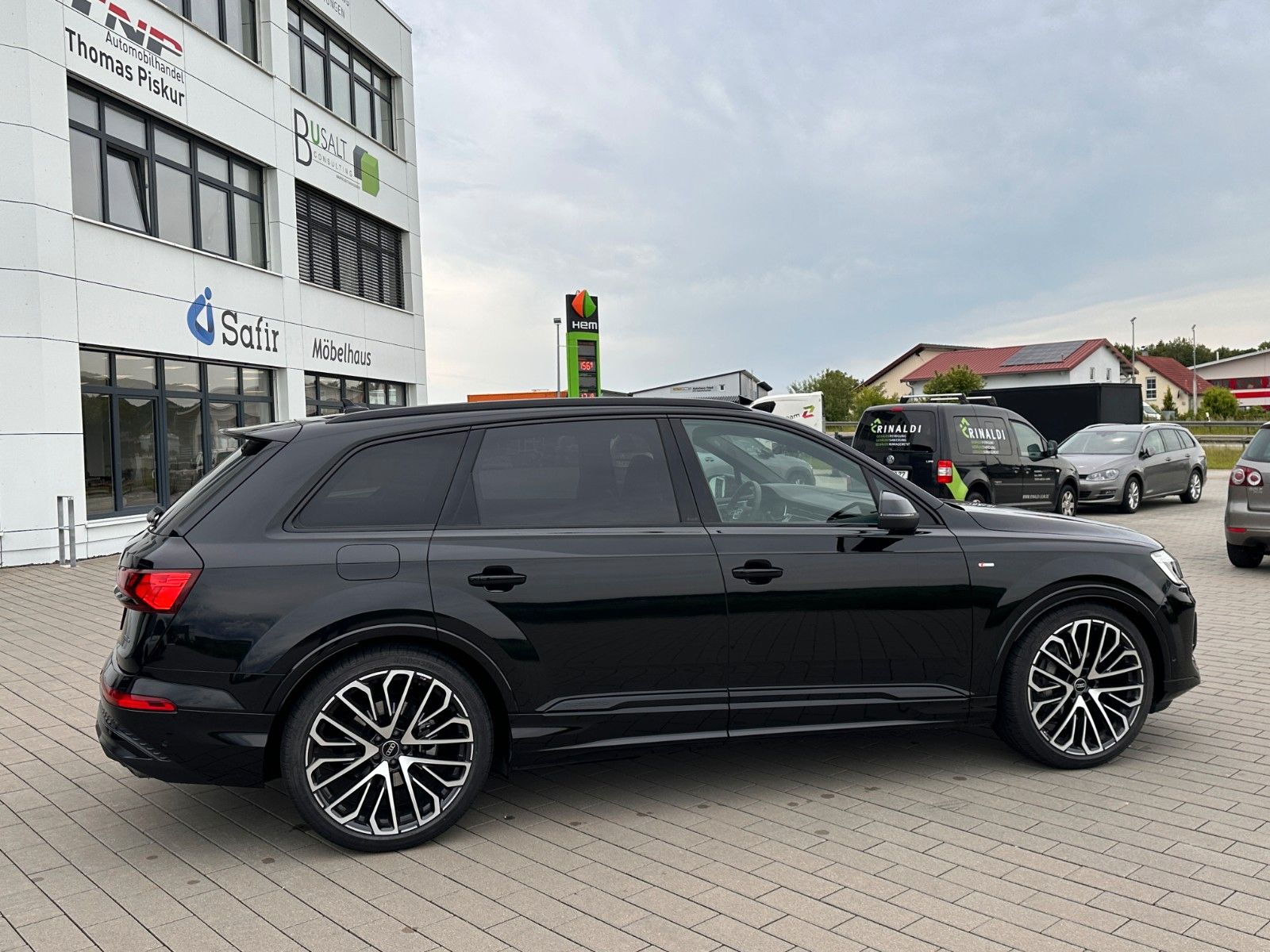 Audi Q7 50 TDI S line +AHK+STANDHEIZUNG+PANO+B&O
