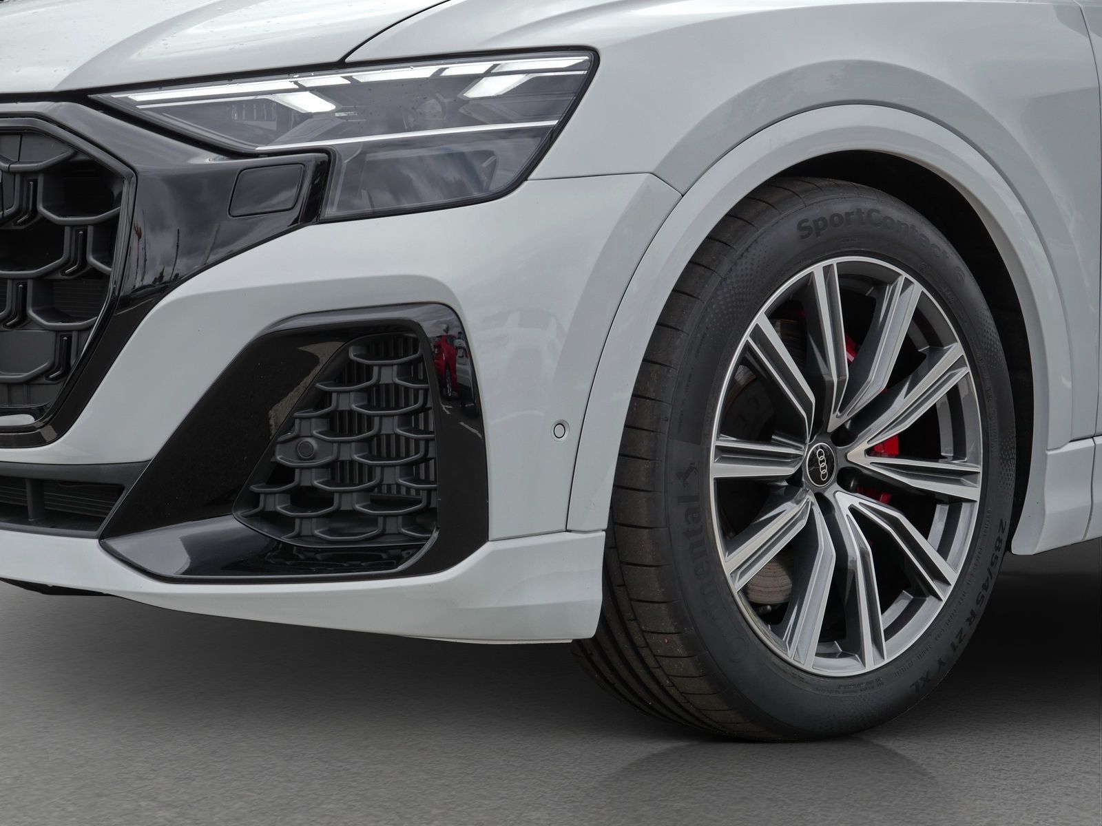 Audi Q8 60 TFSIe quattro S line AHK*Air*Pano*360°*HuD