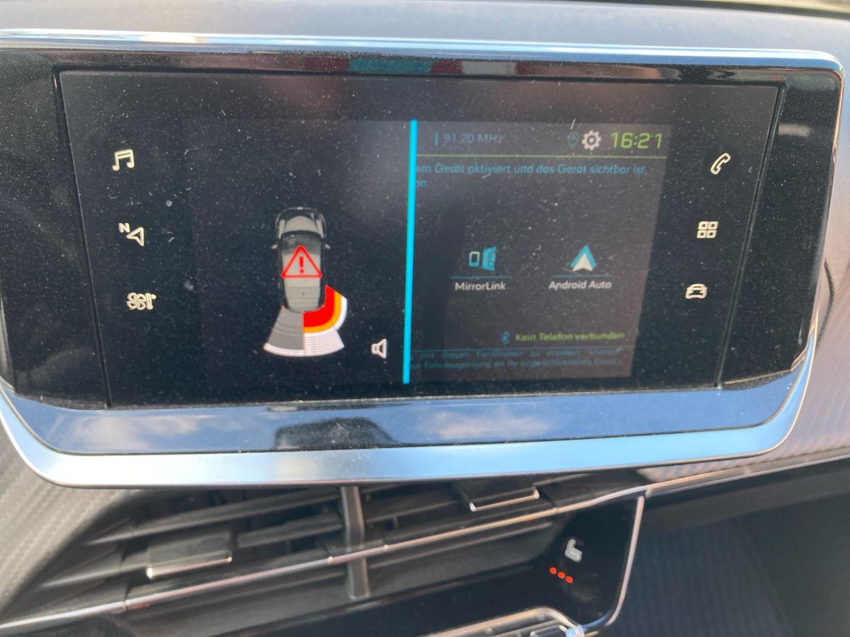 Peugeot 208 Elektro 136 Active - Samsaru's Car Outlet