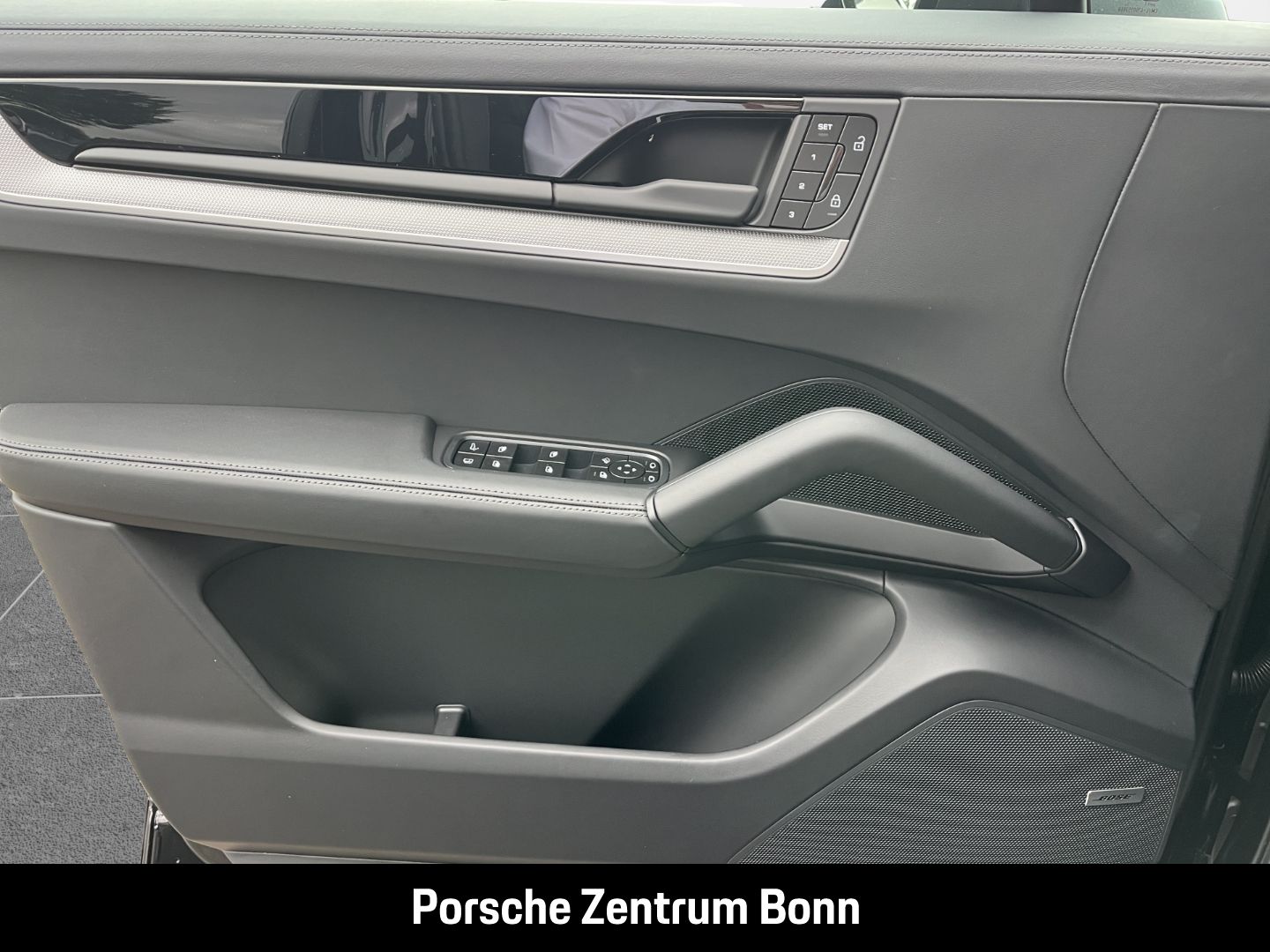 Porsche Cayenne E-Hybrid BOSE Rückfahrkamera LED-Matrix