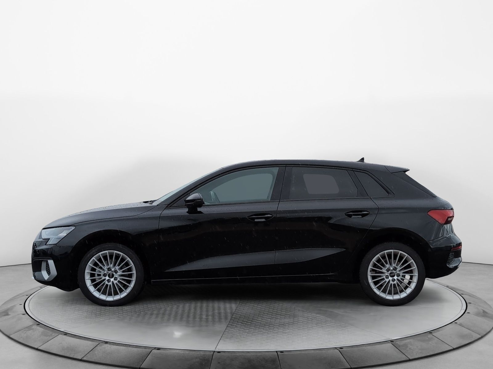 Audi A3 Sportback 30 TFSI S-Tronic Advanced, Sportsit