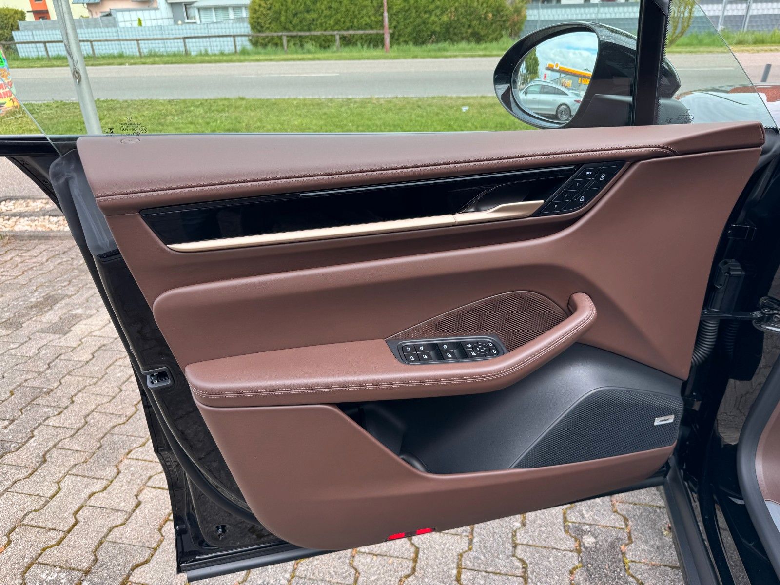 Porsche Macan Electric 4 *Offroad-Design-Paket /VOLL...