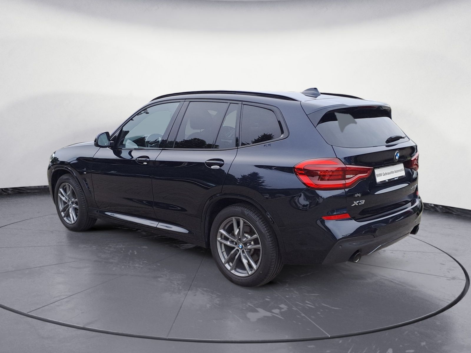 BMW X3 xDrive20d M Sportpaket - Samsaru's Car Outlet