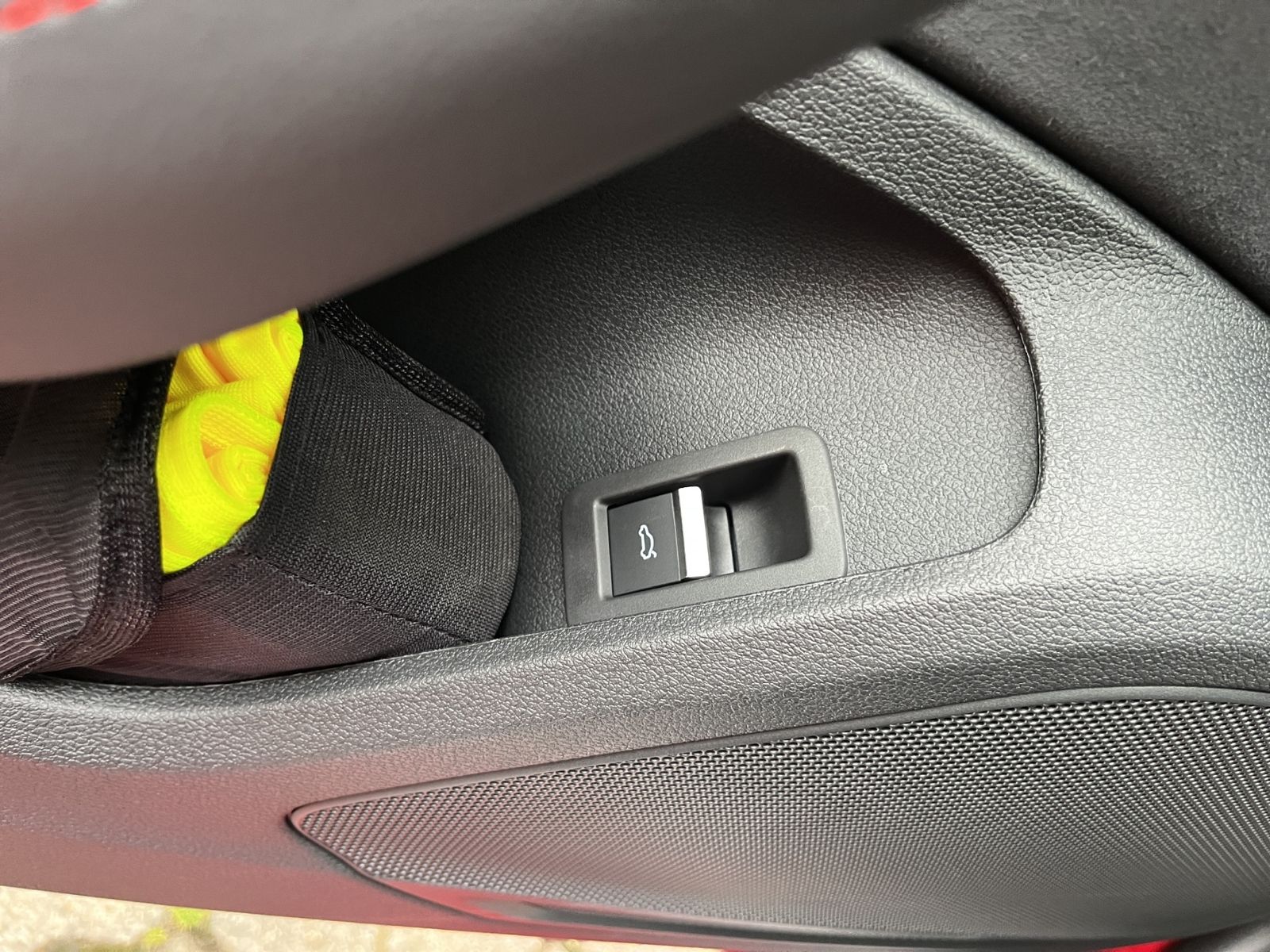 Audi A5 Sportback 40 TDI QUATTRO S-LINE+AHK+PANO+MATR