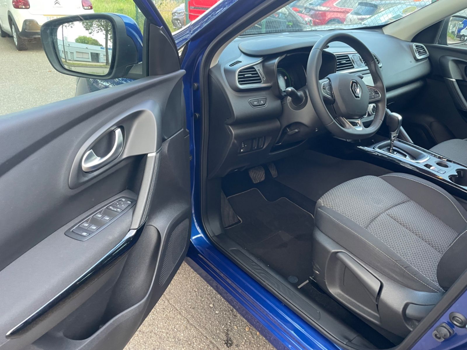 Renault Kadjar Business Edition 1.5 DCI - Samsaru's Car Outlet