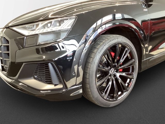 Audi Q8 competition plus 55TFSI quat.S line*Nachtsich