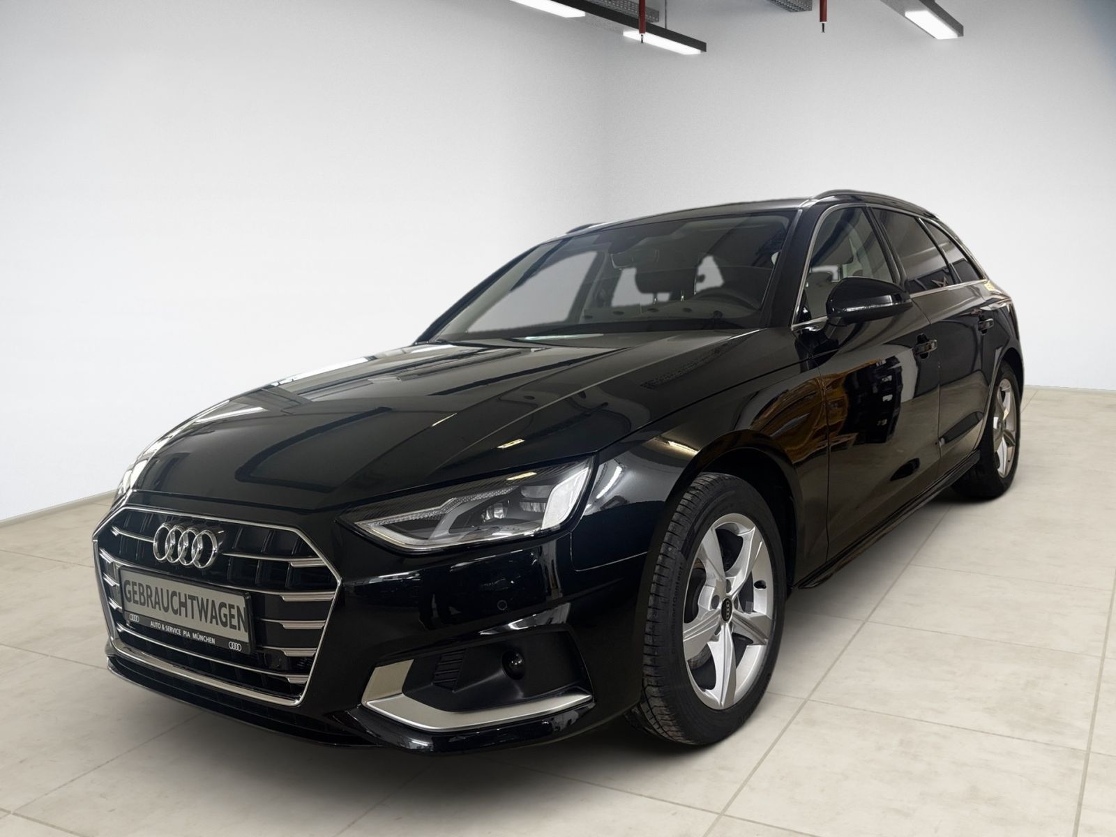 Audi A4 Avant 35 2.0 TDI S tronic - Samsaru's Car Outlet