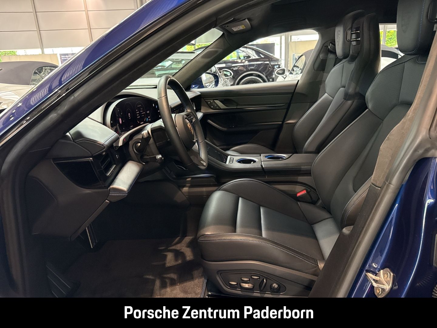 Porsche Taycan Turbo S Cross Turismo Burmester Panorama