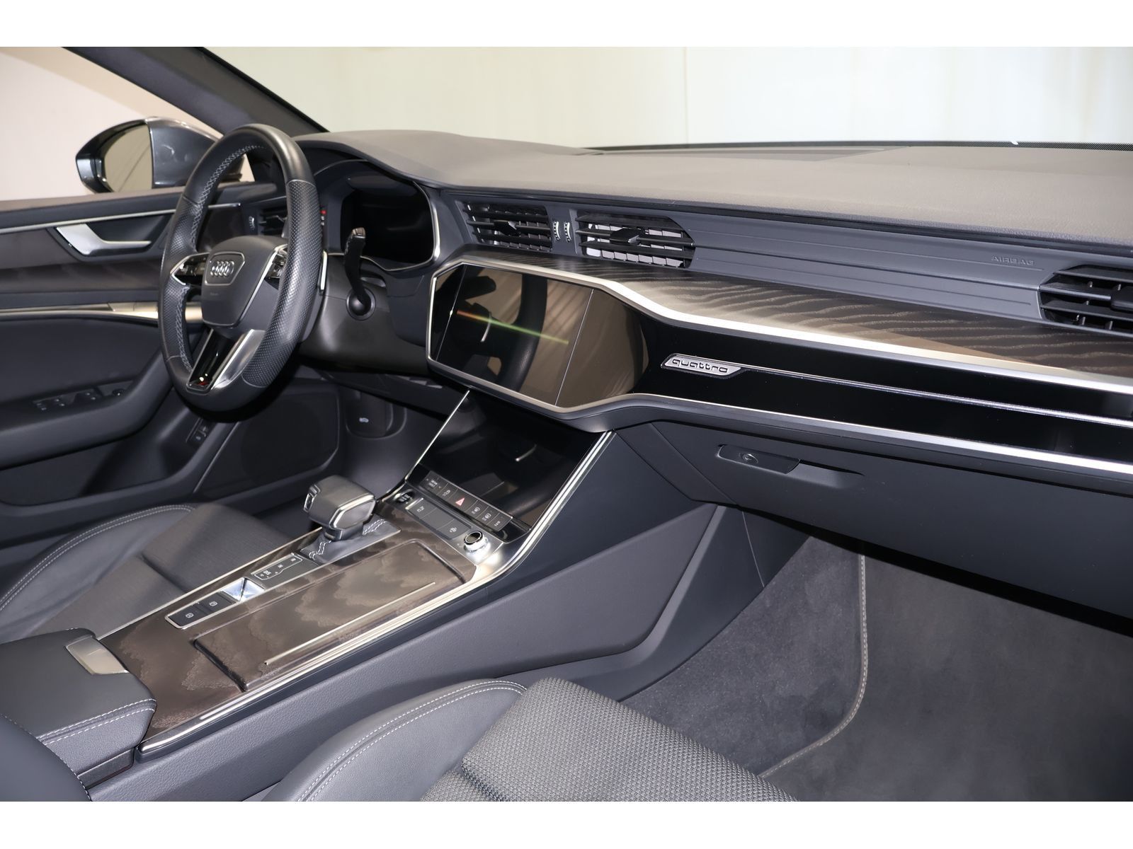 Audi A6 Avant 45 TDI quattro sport S-Line LED*PDC*R-K
