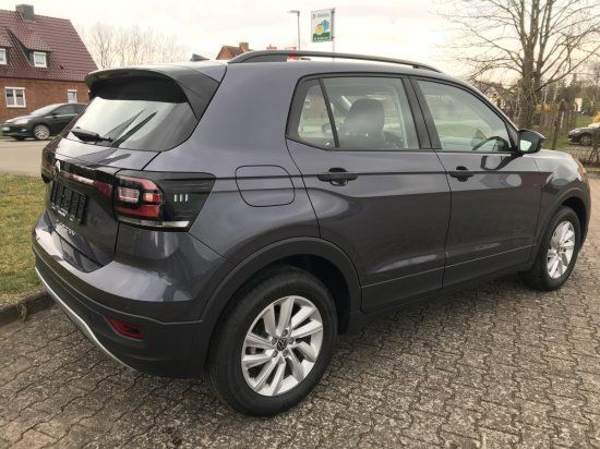 Volkswagen T-Cross 1.0 Life DSG - Samsaru's Car Outlet