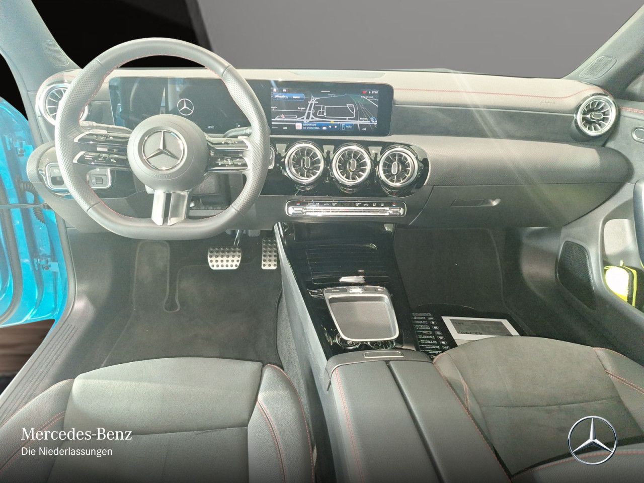 Mercedes-Benz CLA 250 4M AMG Premium - Samsaru's Car Outlet