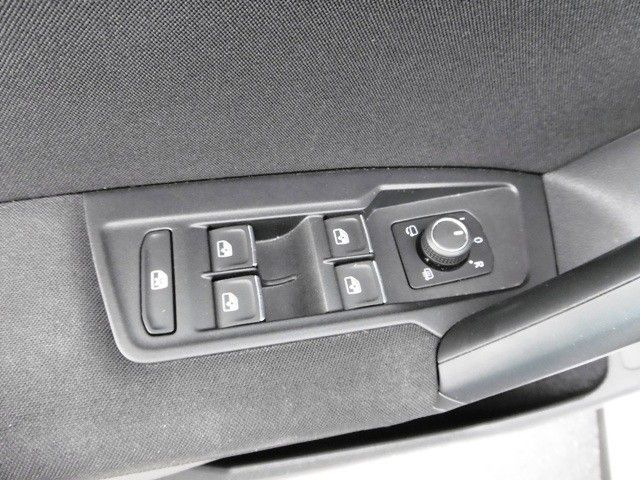 Volkswagen Tiguan 1.5 TSI OPF Active - Samsaru's Car Outlet
