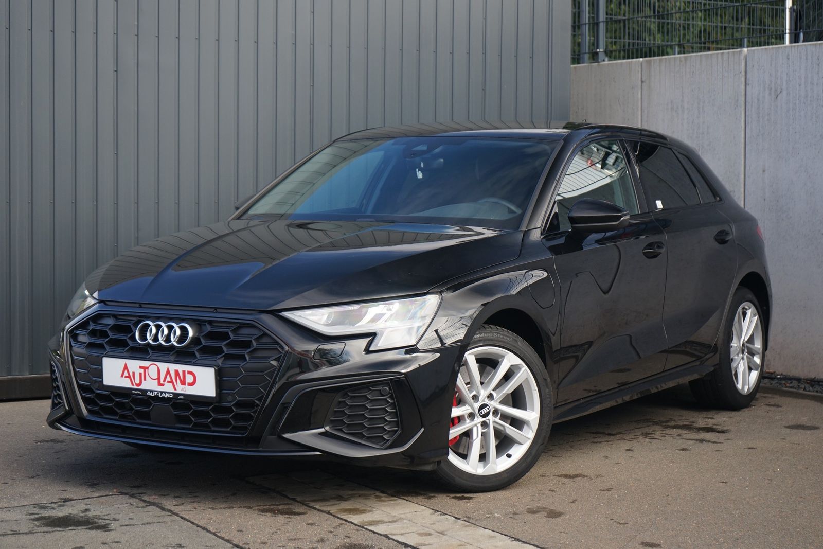 Audi A3 Sportback 45 TFSI e S-line Klimaaut. LED Navi