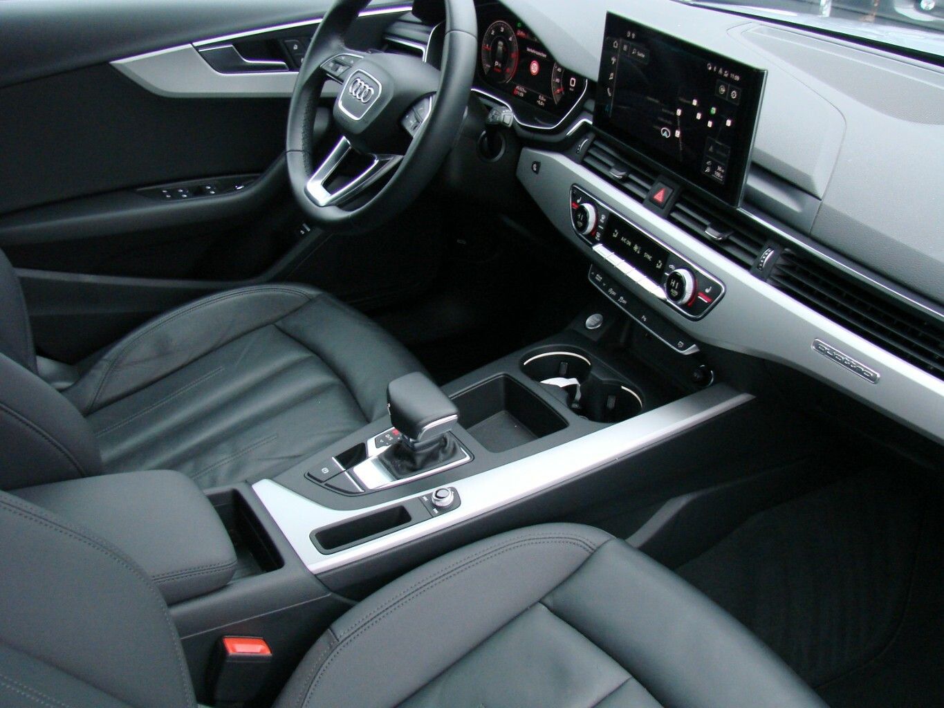 Audi A4 40 TDI quattro advanced - Samsaru's Car Outlet
