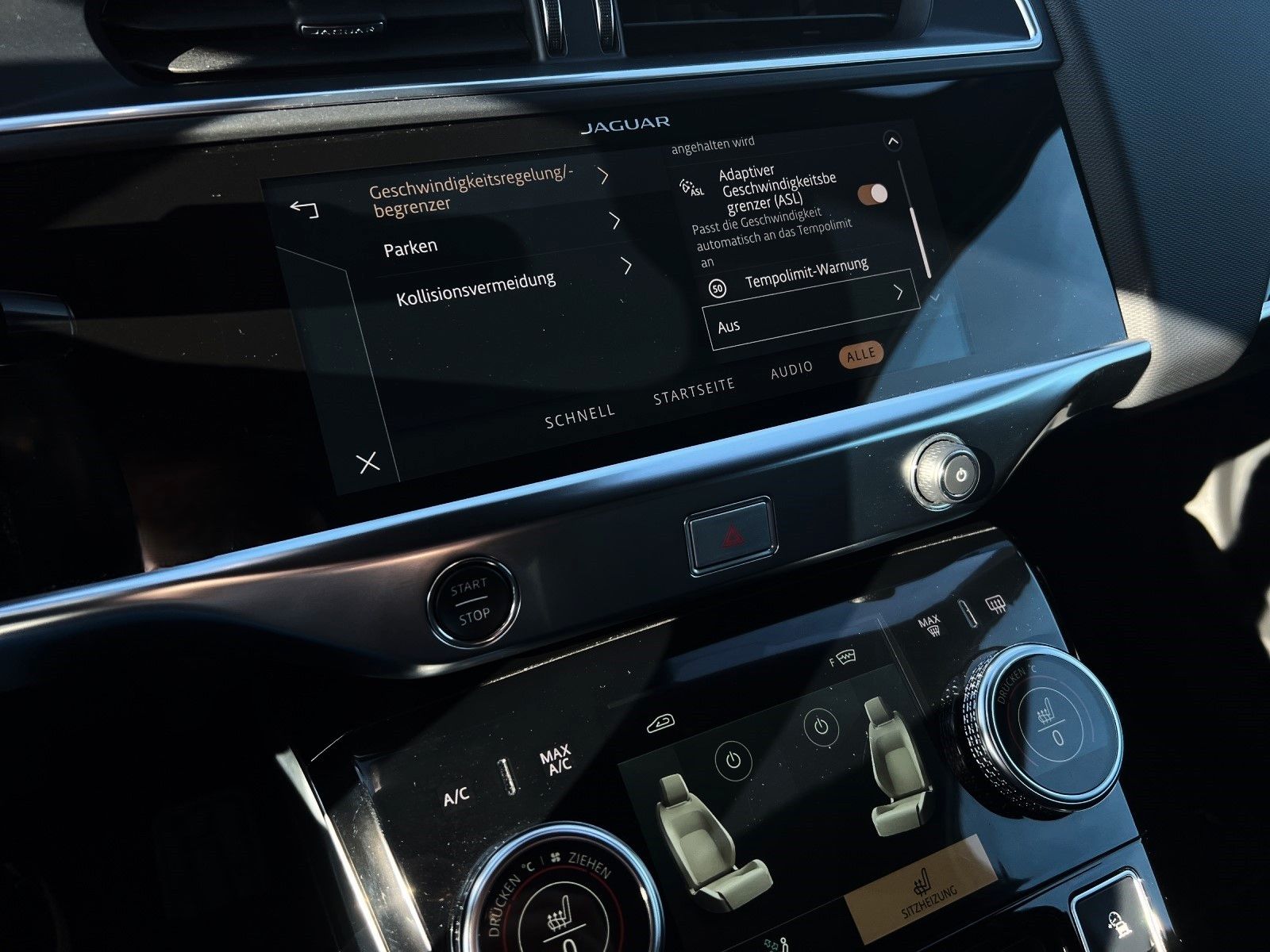 Jaguar I-Pace EV400 S/Panorama/Keyless