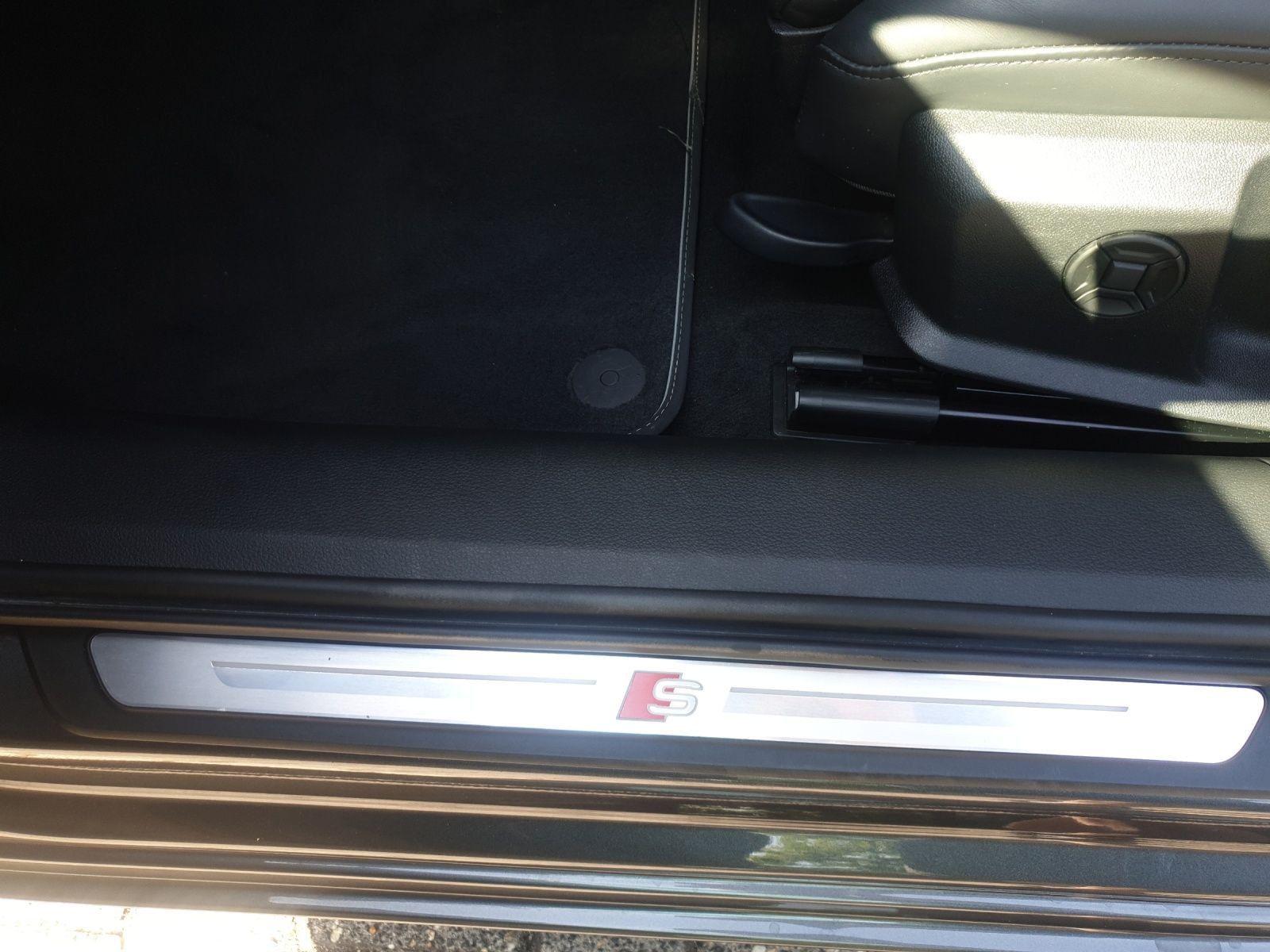 Audi A6 Avant 55 TFSI e quattro Sport - Samsaru's Car Outlet