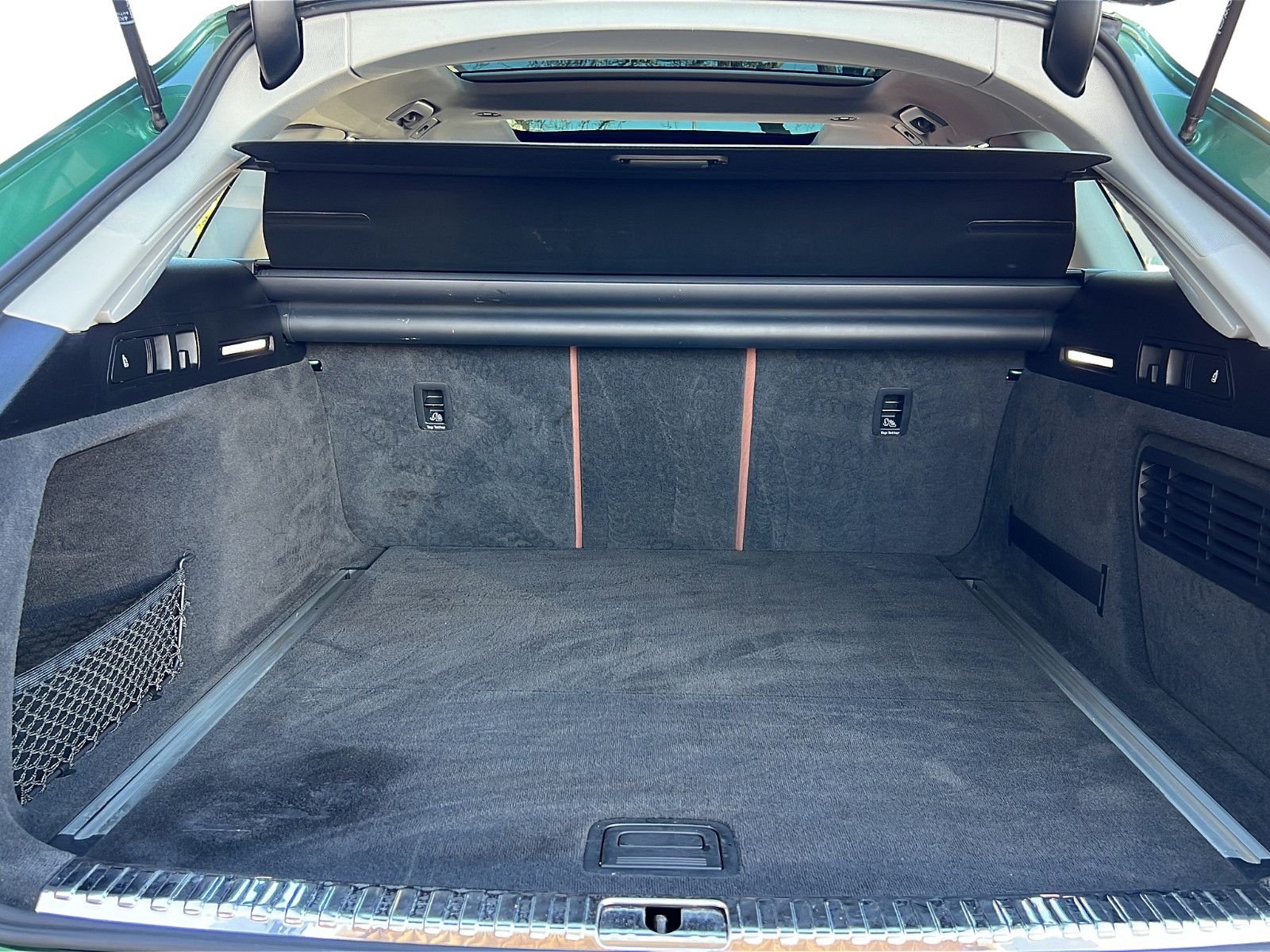 Audi A6 Avant 40 TDI S Line - Samsaru's Car Outlet
