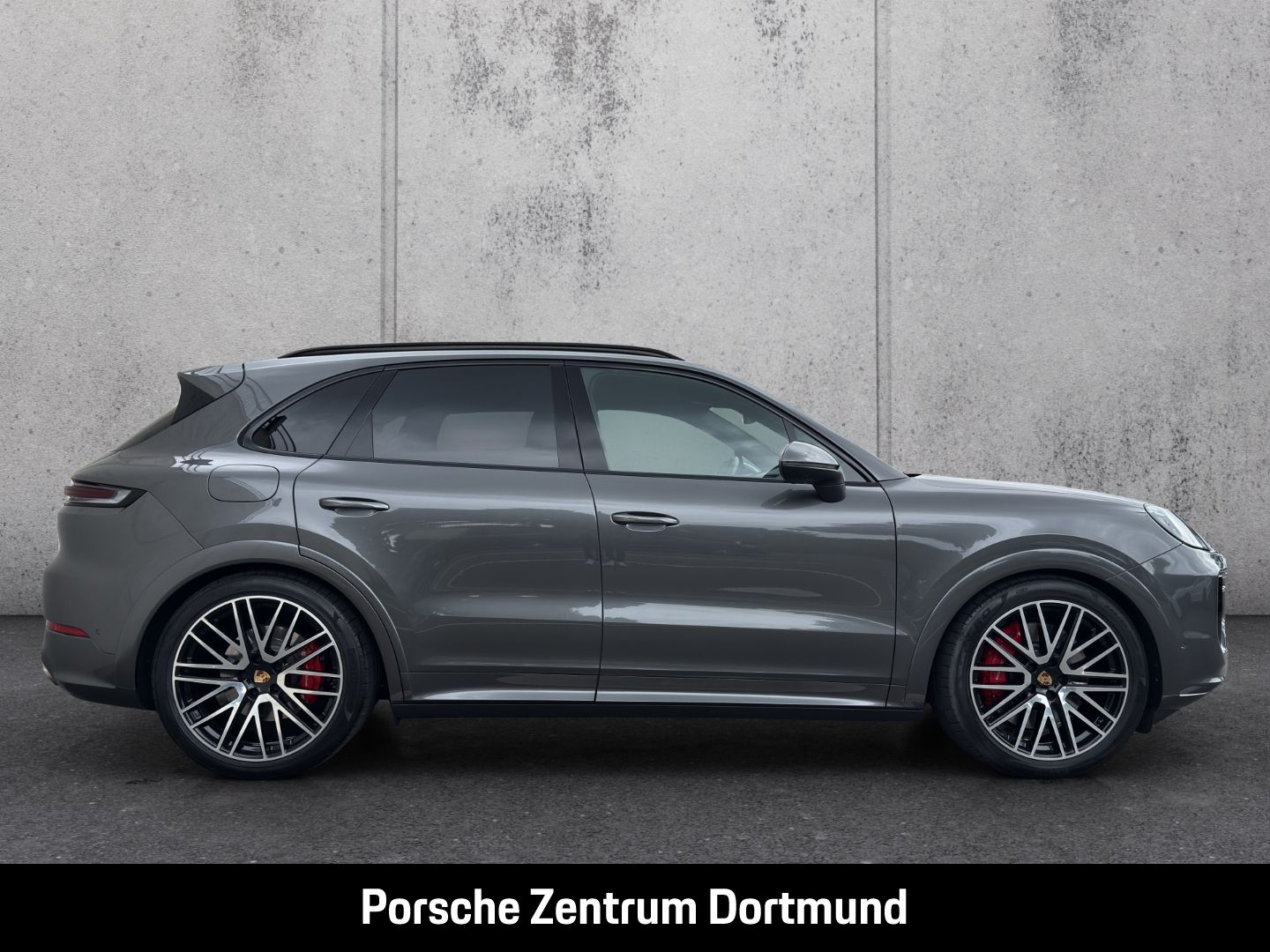 Porsche Cayenne S BOSE InnoDrive Panoramadach LED-Matrix