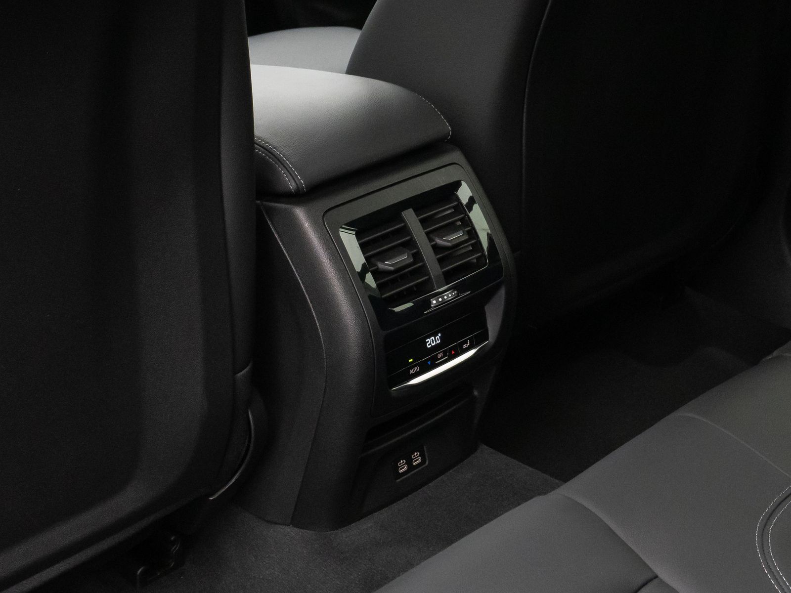 BMW X3 xD30e Sport - Samsaru's Car Outlet
