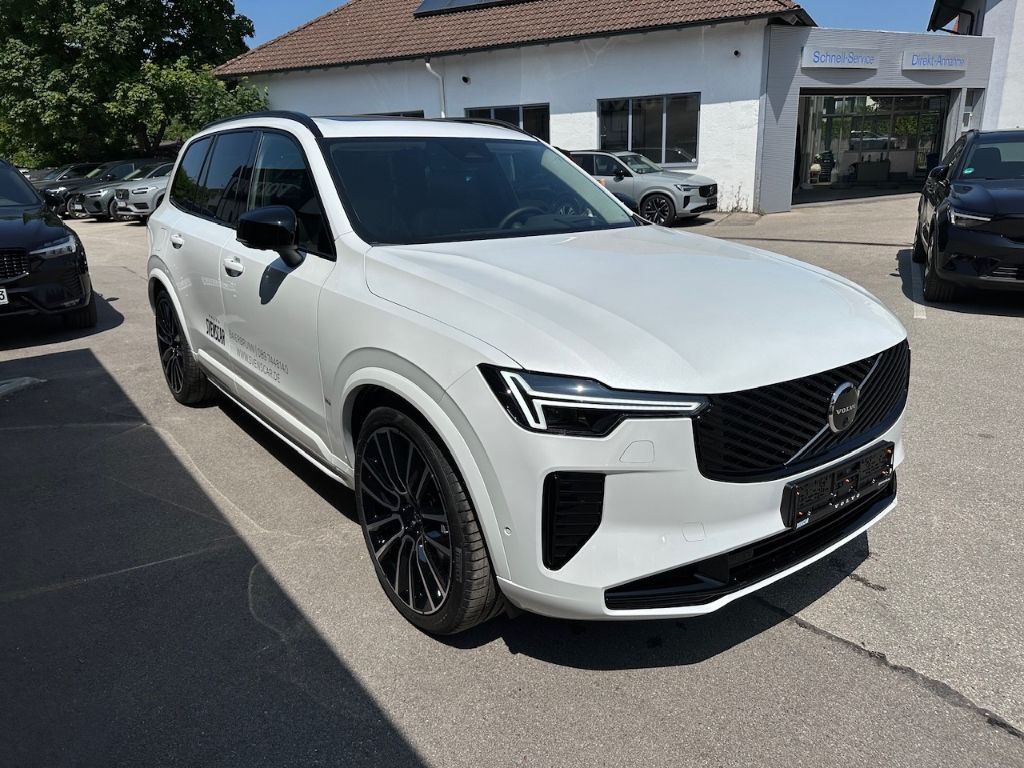 Volvo XC90 T8 AWD Ultra Dark Recharge Plug-In Hybrid E