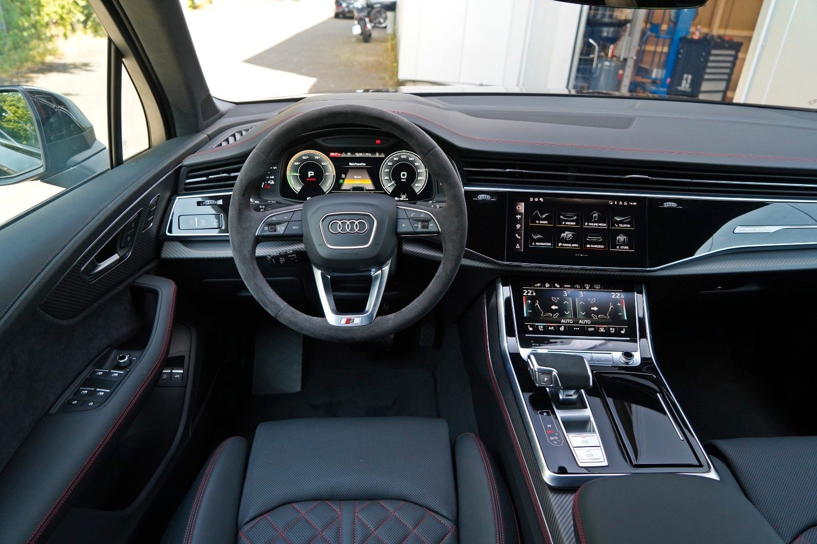 Audi Q7 60 TFSIe  CARBON OLED LASER MASSAGE SOFTCLOSE