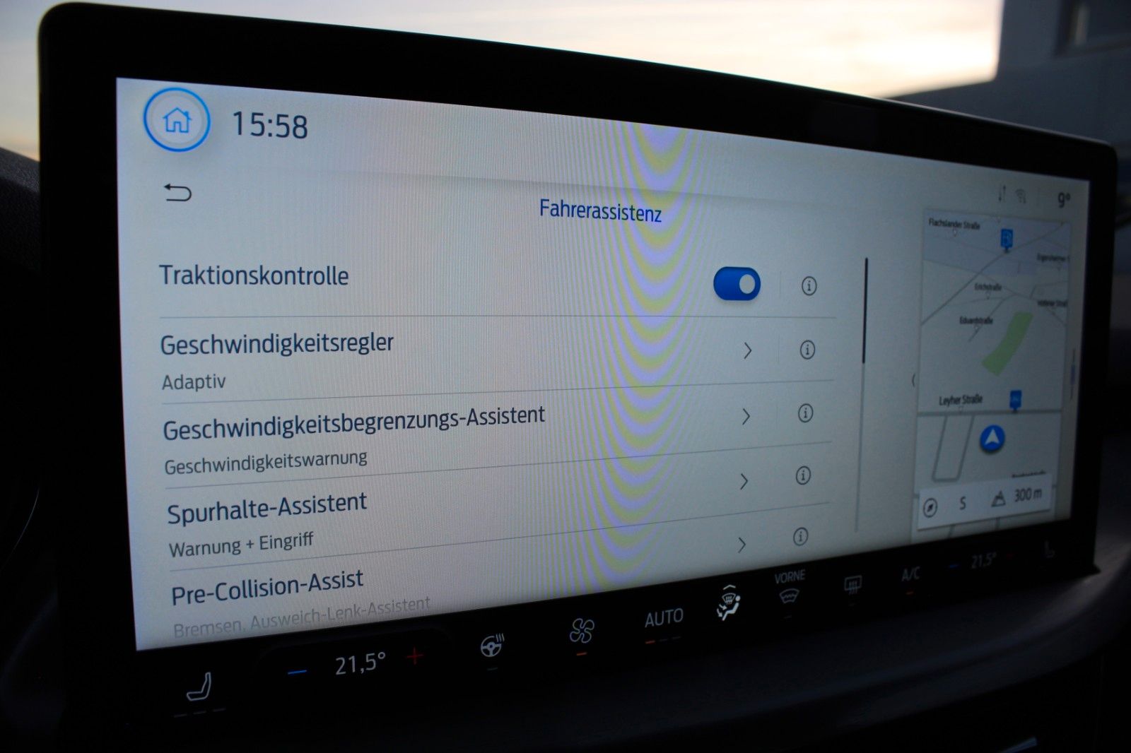 Ford Focus Titanium Turnier 1,0EcoBoost*Automatik*AHK