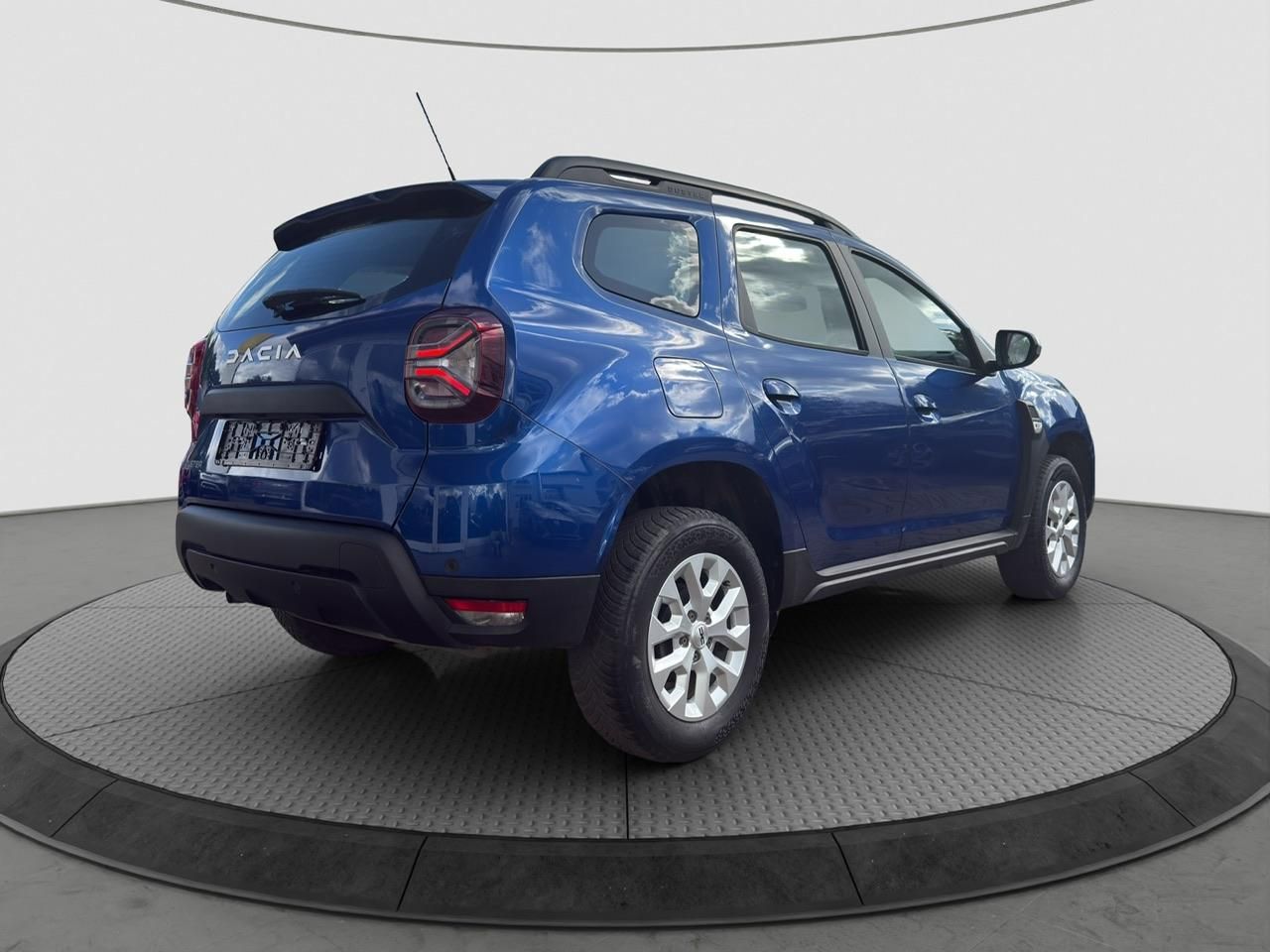 Dacia Duster 1.5 BLUE Expression - Samsaru's Car Outlet
