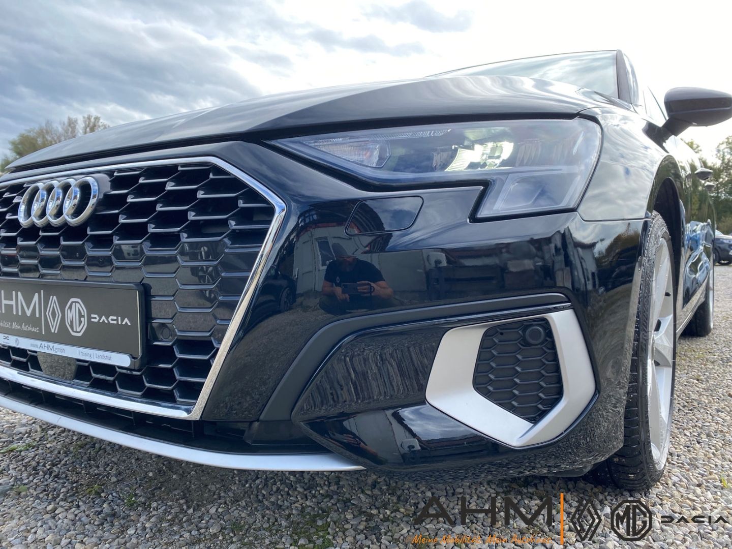 Audi A3 Sportback 30 TFSI advanced - Samsaru's Car Outlet