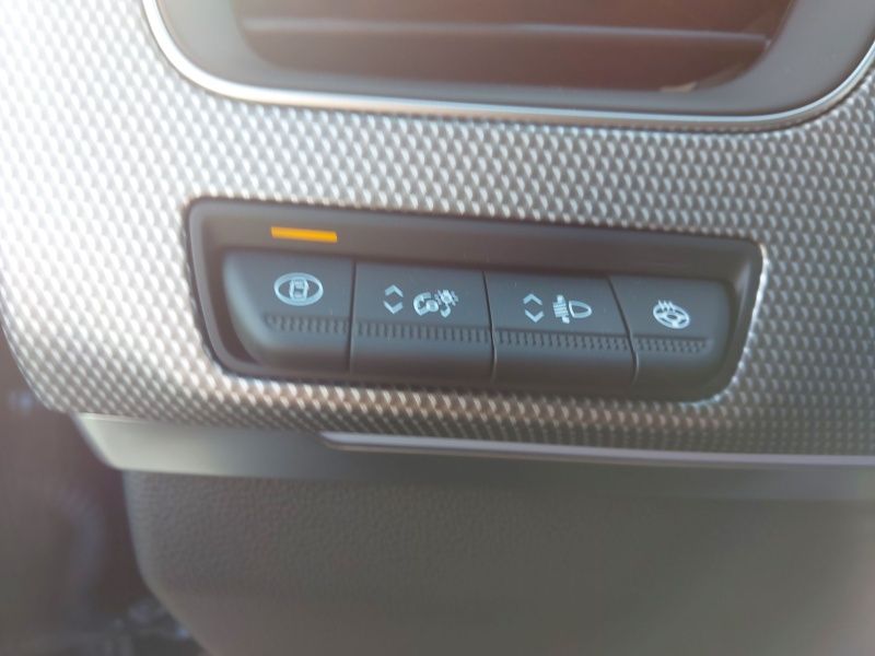 Renault ARKANA TECHNO E-Tech Full Hybrid - Samsaru's Car Outlet