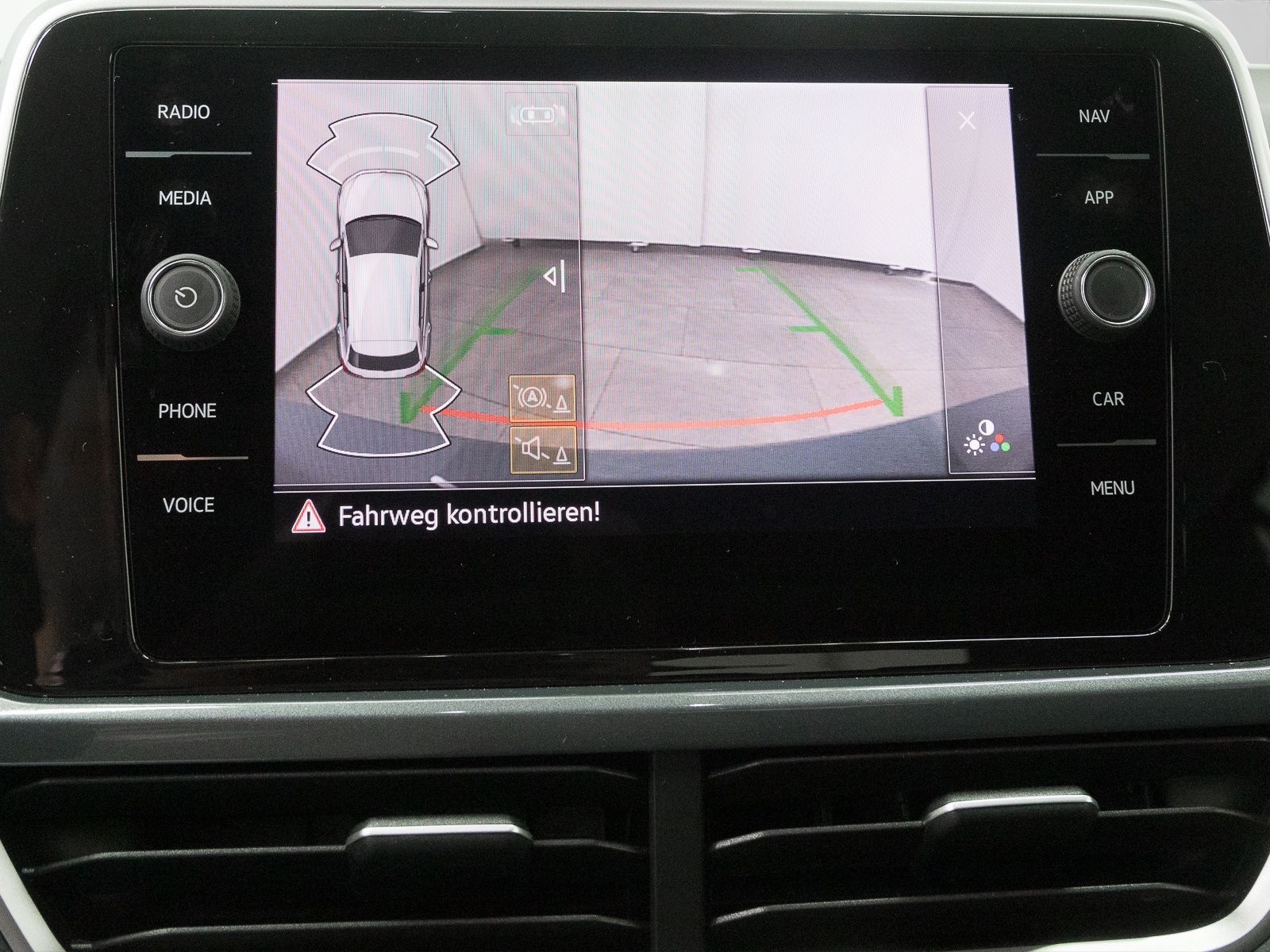 Volkswagen T-Roc 1.5 TSI DSG STYLE - Samsaru's Car Outlet