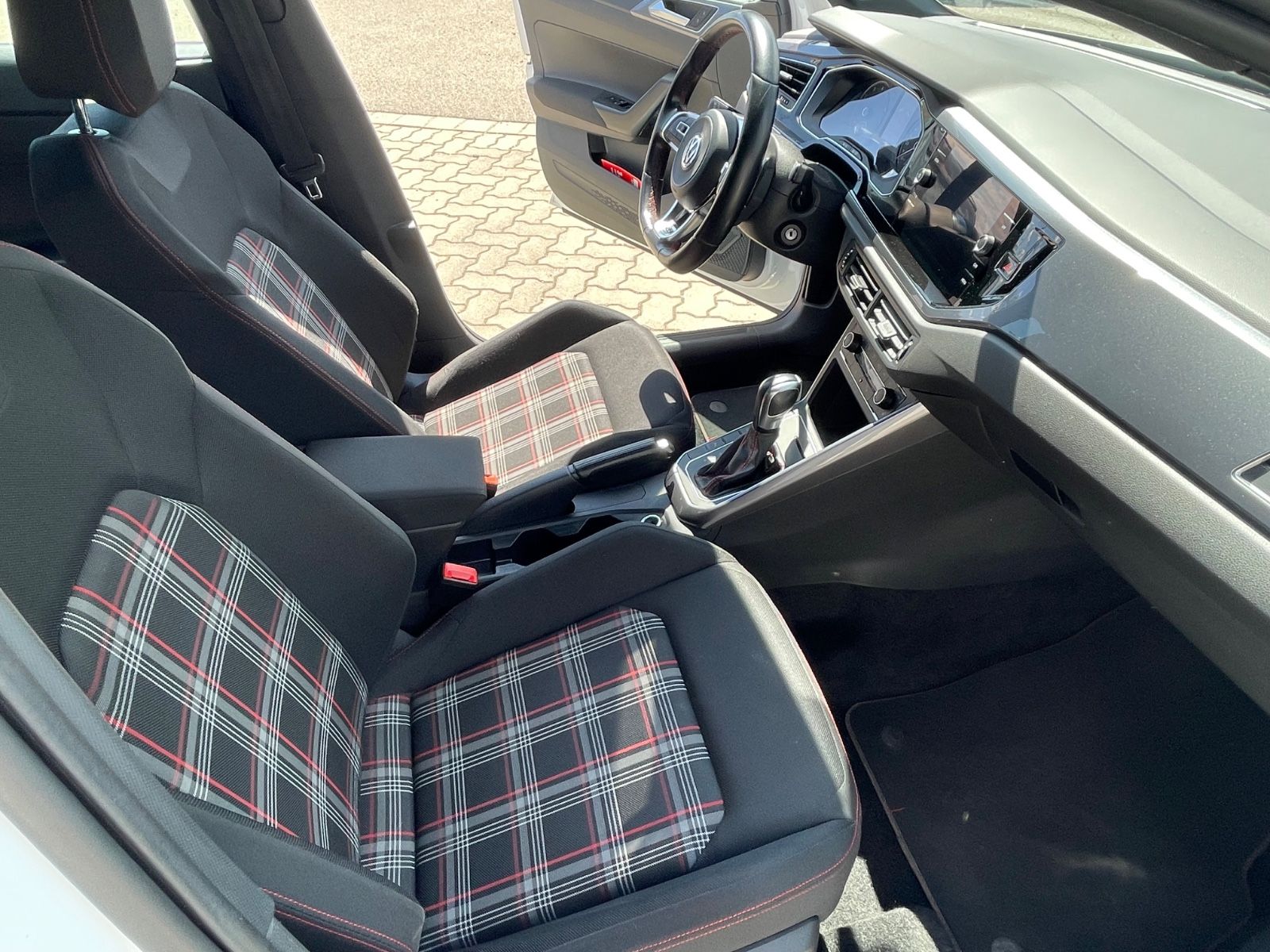 Volkswagen Polo VI GTI - Samsaru's Car Outlet