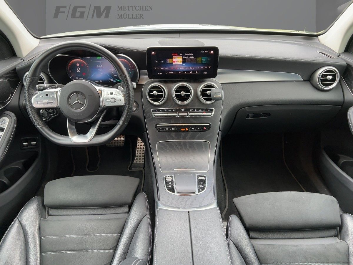 Mercedes-Benz GLC 300 e 4Matic AMG Line - Samsaru's Car Outlet