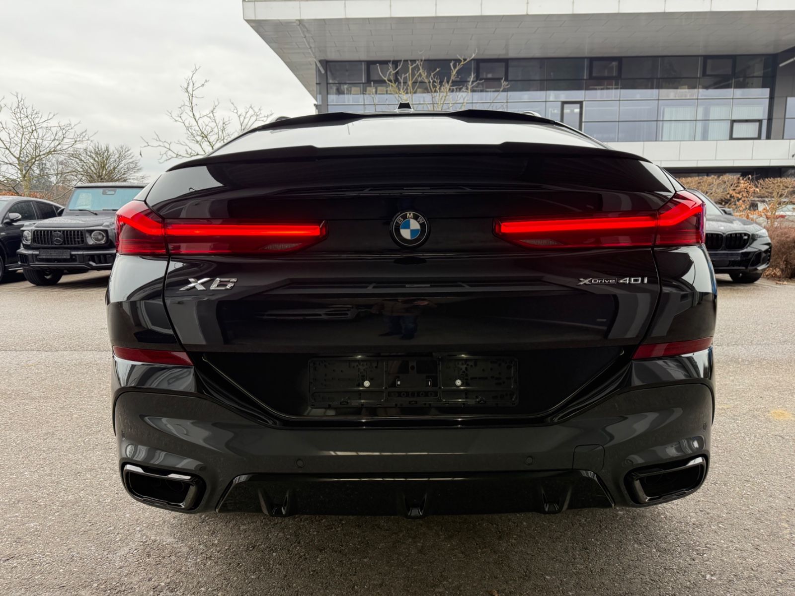 BMW X6 40 i xDrive M Sport - Samsaru's Car Outlet