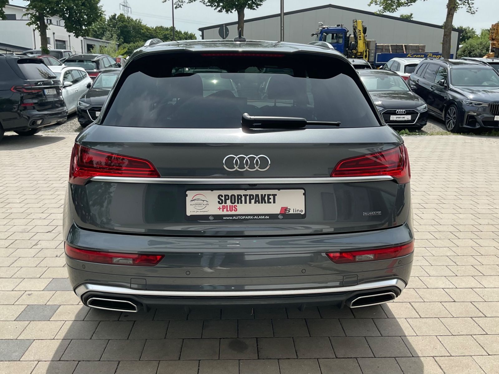 Audi Q5 40 TDI quattro S line - Samsaru's Car Outlet