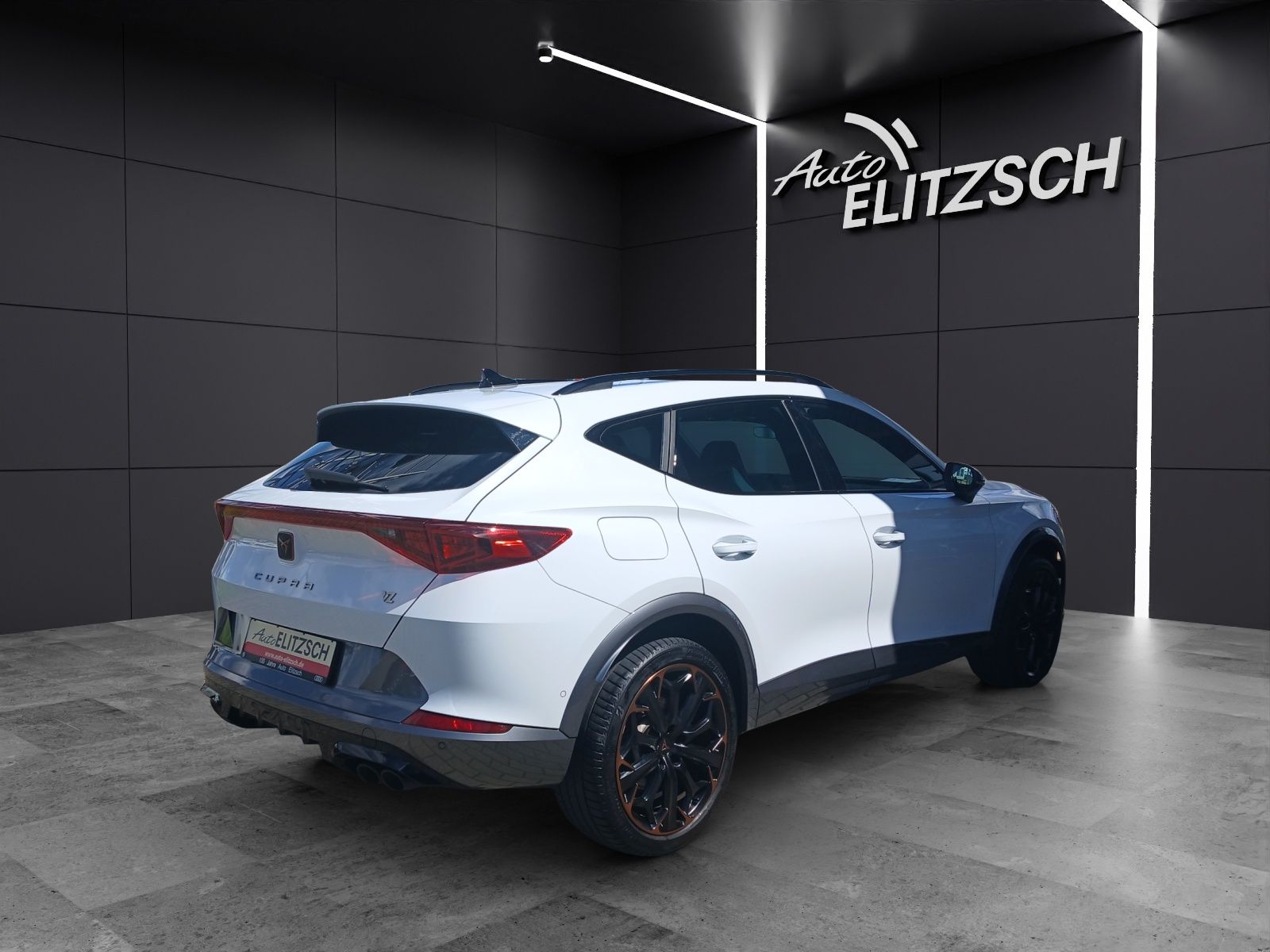 Cupra Formentor VZ DSG 4Drive LED AHK Navi Pano ACC RF