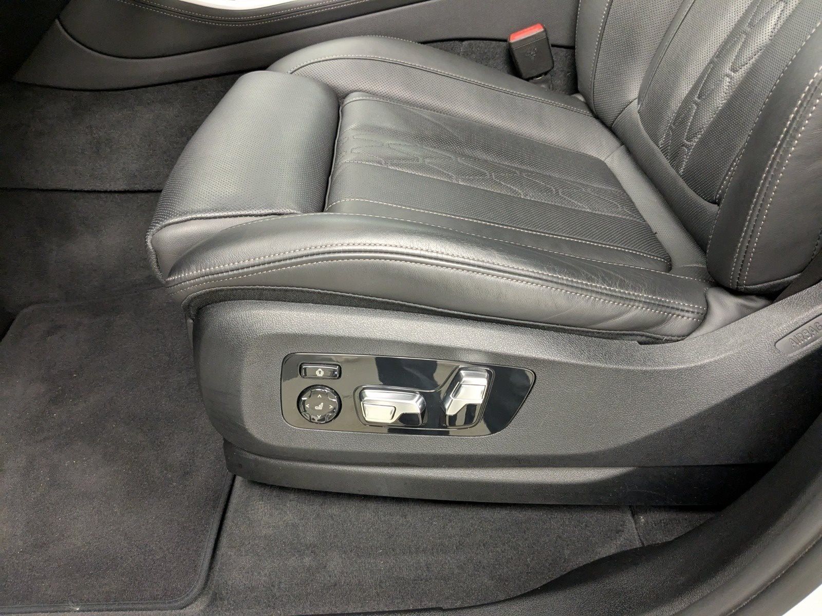 BMW X5 xDrive40d M Sport LASER PANO B&W DA Prof. PA+