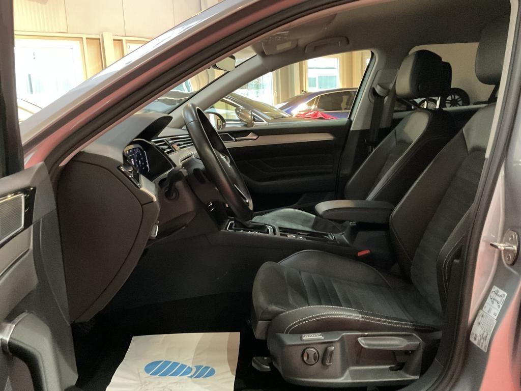 Volkswagen Passat Variant 1.5 TSI DSG Elegance - Samsaru's Car Outlet