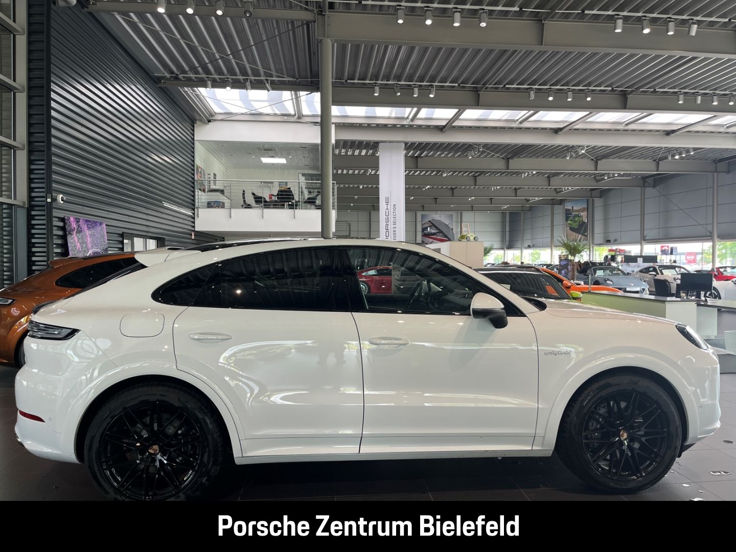 Porsche Cayenne E-Hybrid Coupe Panoramadach LED-Matrix