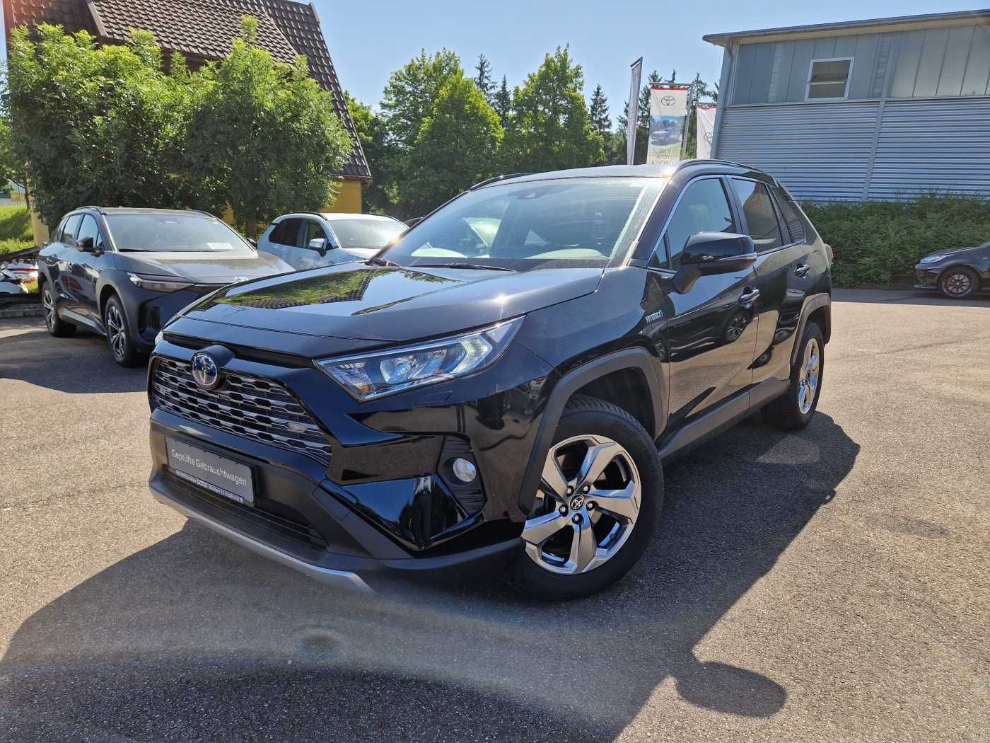 Toyota RAV4 Hybrid 4x2 - Samsaru's Car Outlet
