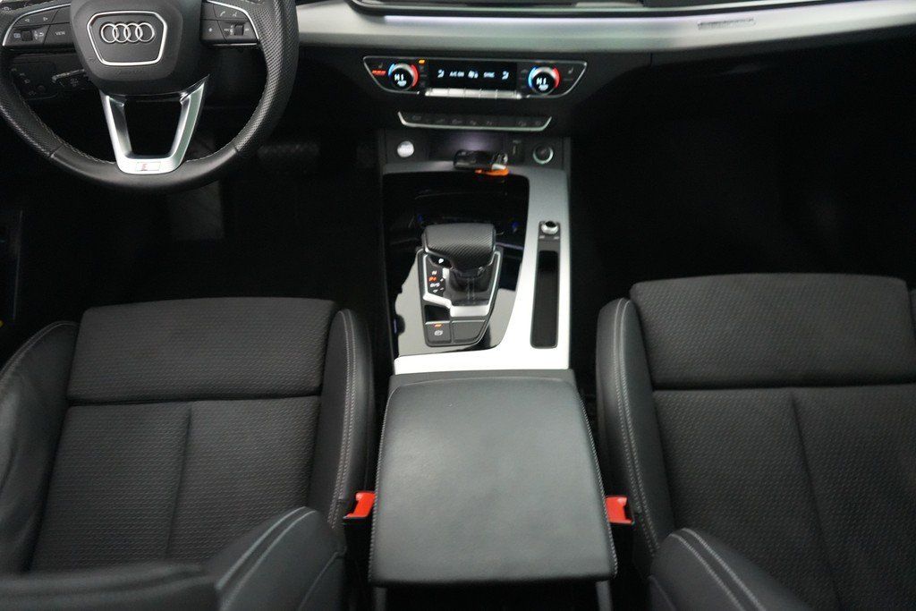 Audi Q5 55 TFSIe quattro S tronic S line AHK Pano
