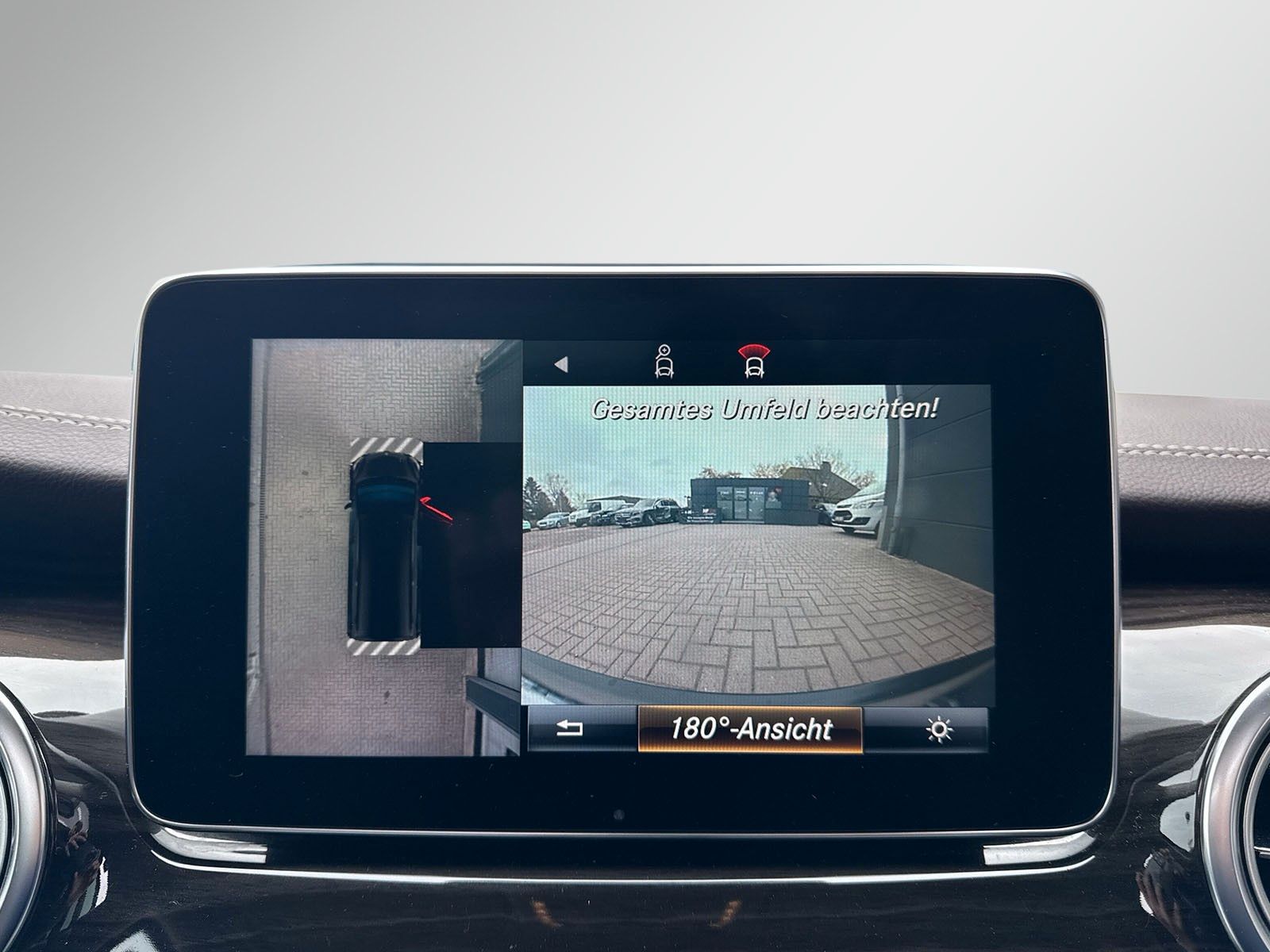 Mercedes-Benz V 250 AMG-Line - Samsaru's Car Outlet