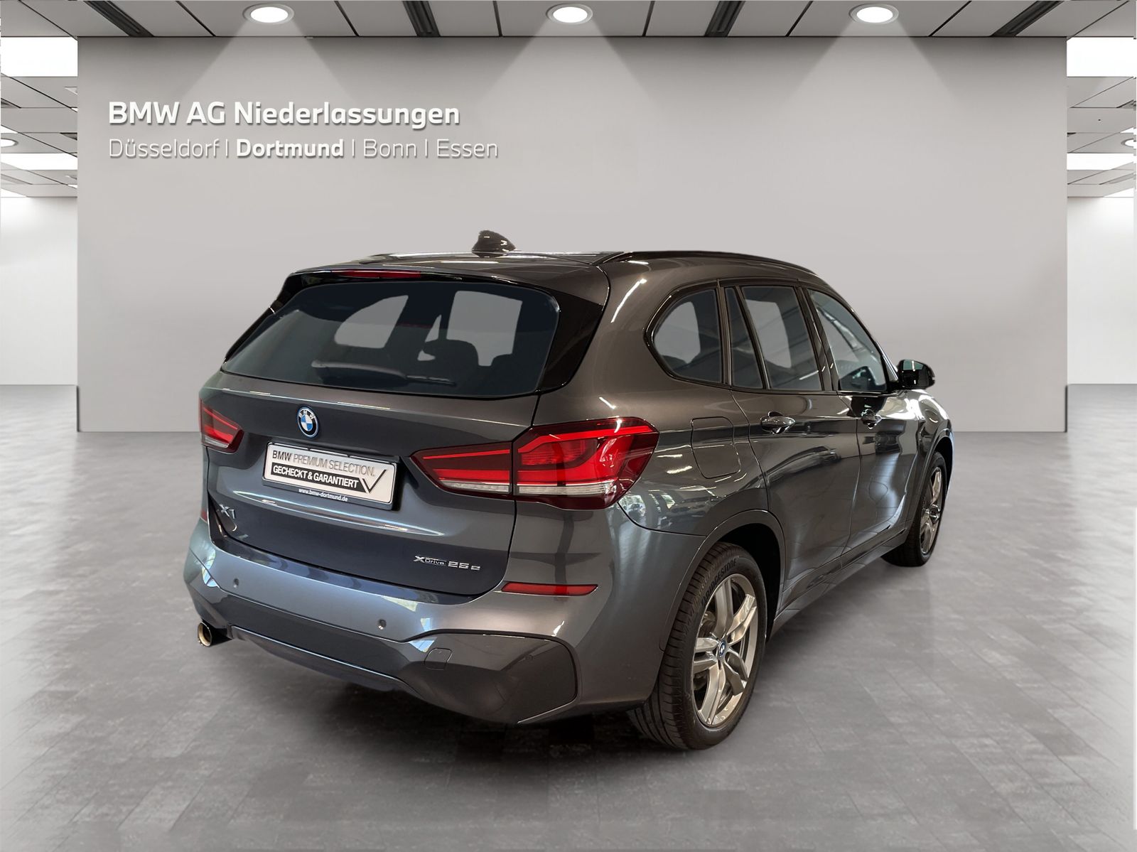 BMW X1 xDrive25e M Sport - Samsaru's Car Outlet