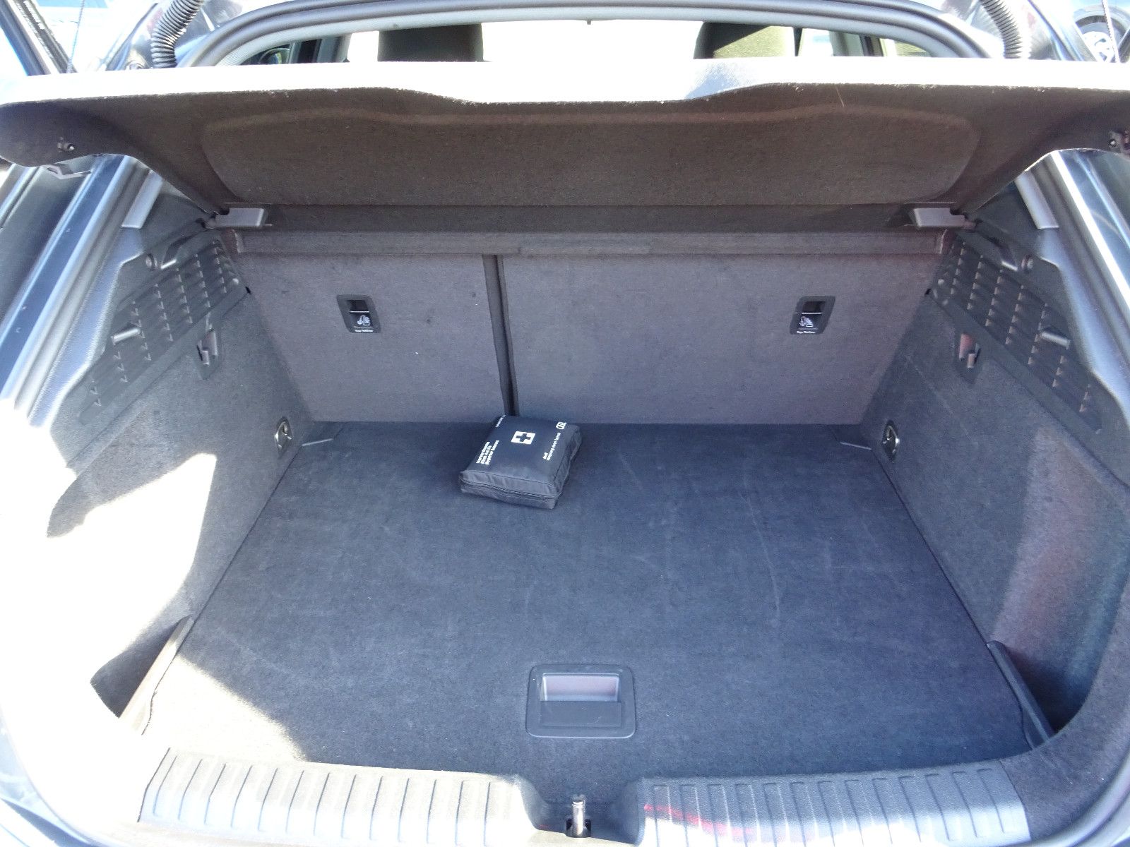 Audi A3 Sportback 30 TFSI S line - Samsaru's Car Outlet