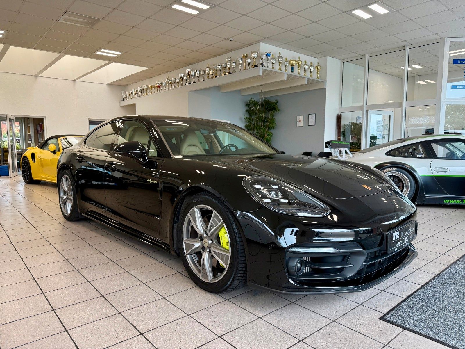 Porsche Panamera 4 E-Hybrid Panorama/ACC/HeadUp/Keyless