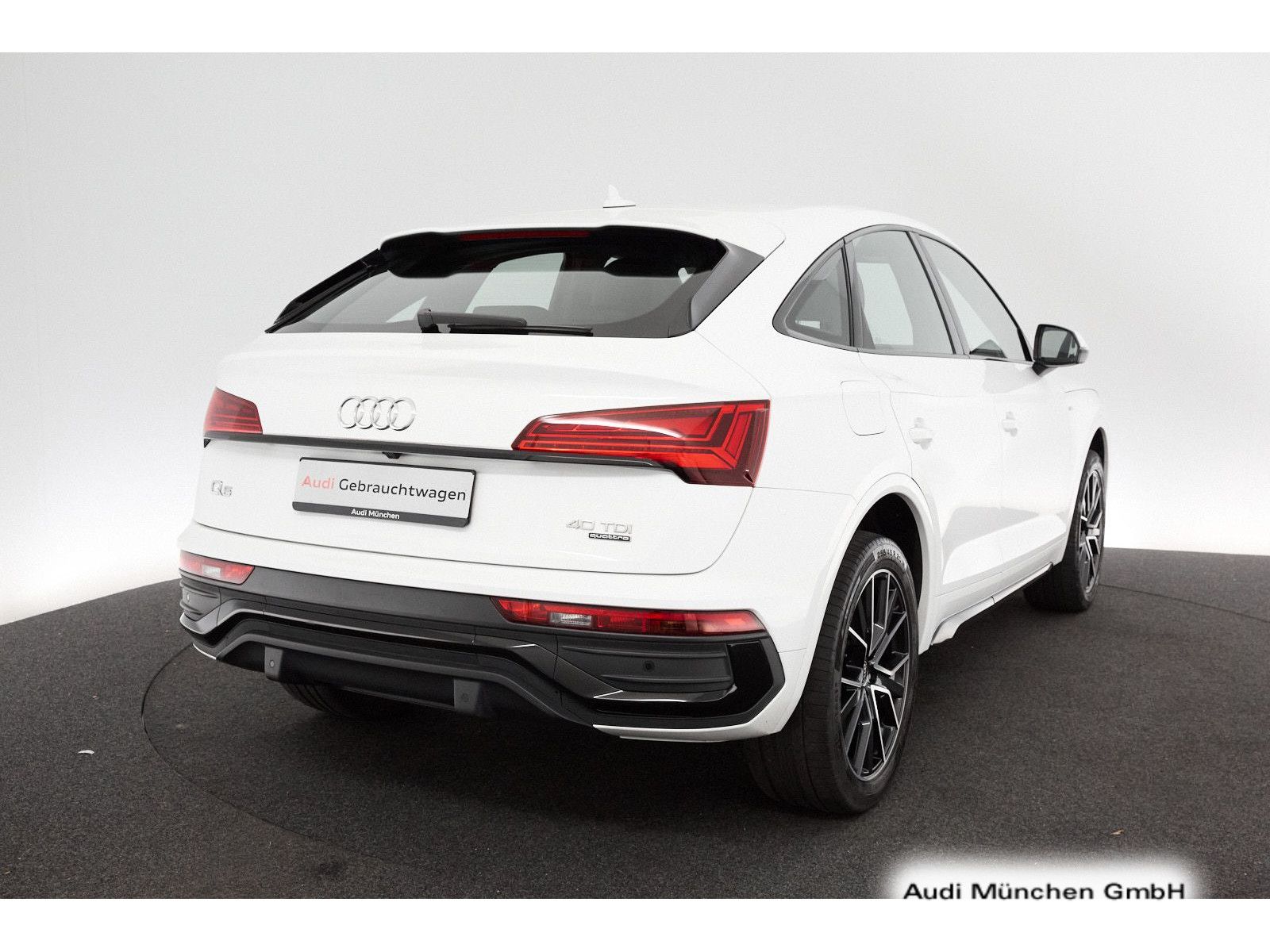 Audi Q5 Sportback 40 TDI quattro S tronic S line - Samsaru's Car Outlet