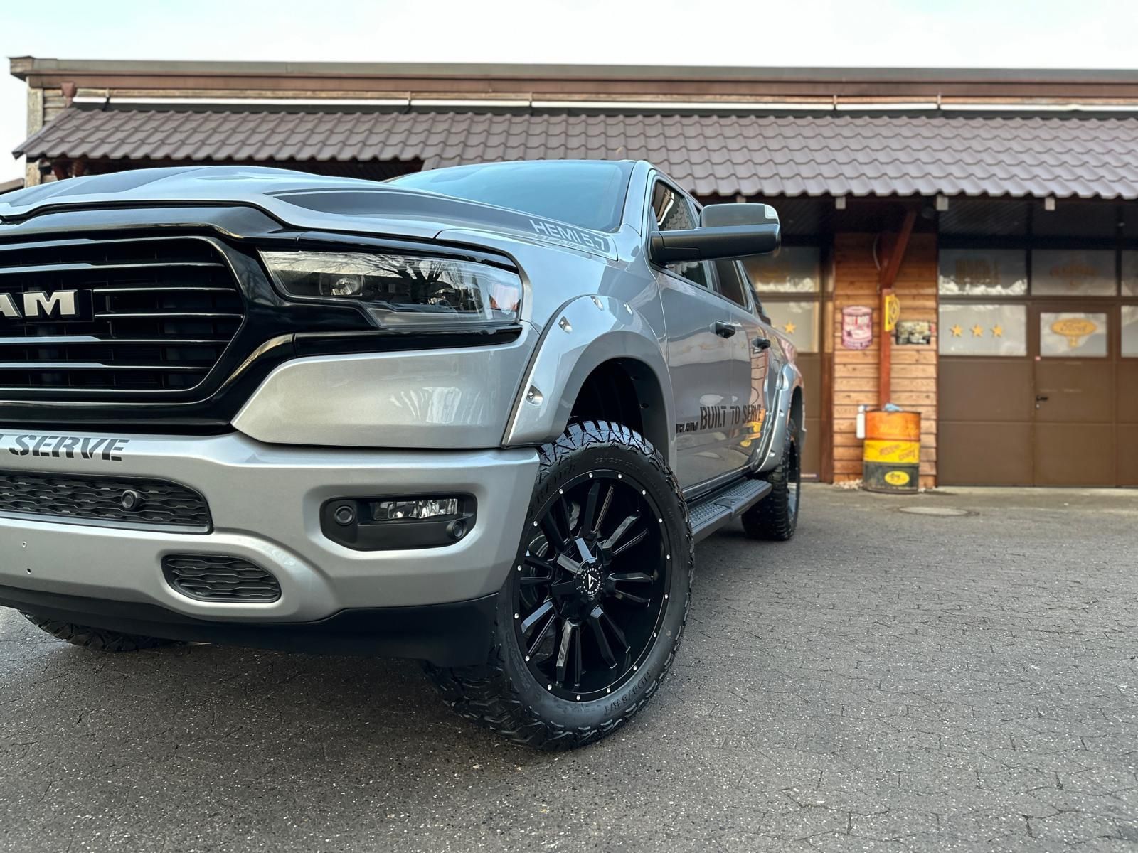 Dodge BUILT TO SERVE*LPG*4X4*OFF-ROAD*BÜGEL*AHK*NAVI*