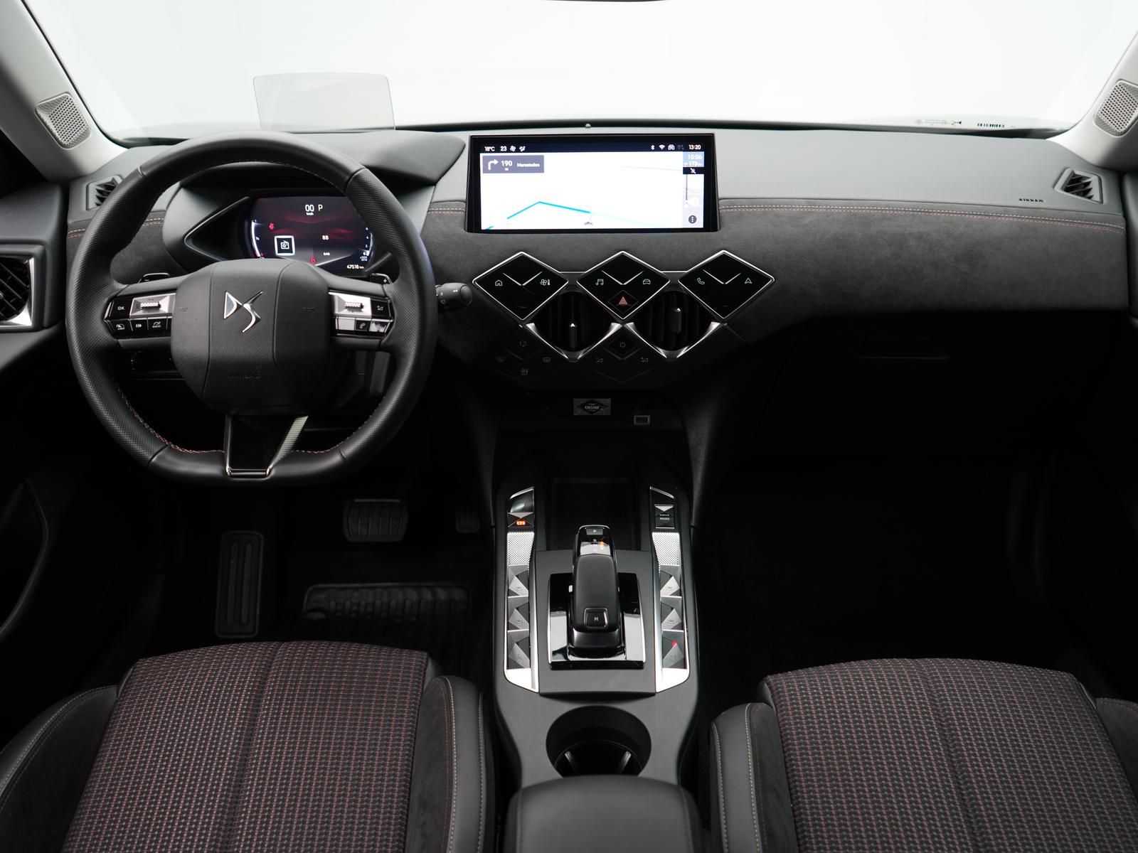DS Automobiles DS3 Performance Line LED,NAVI,HUD,APP,ACC,TOTW